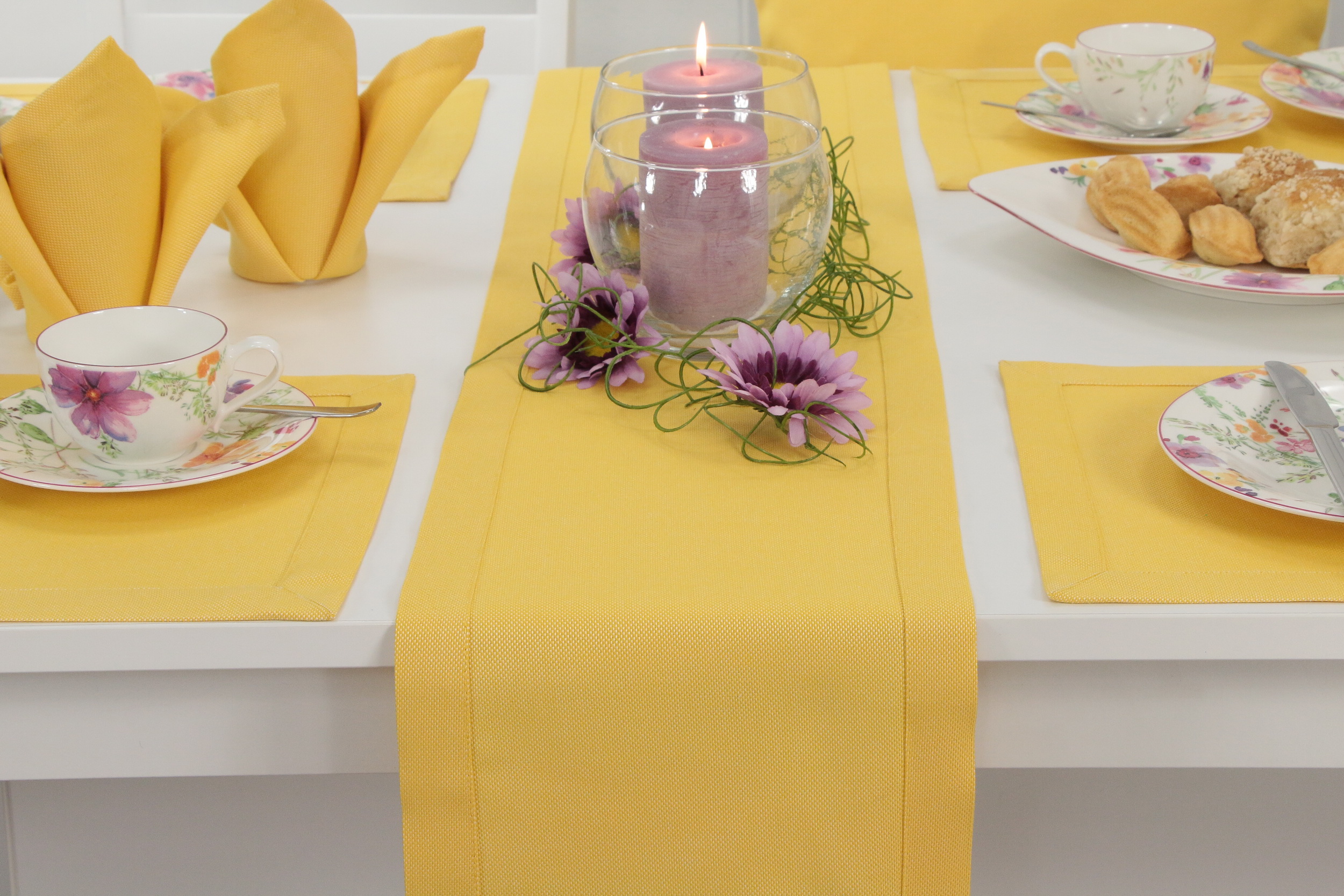 Tischläufer mit Fleckschutz Gelb uni Liberas Breite 25 cm