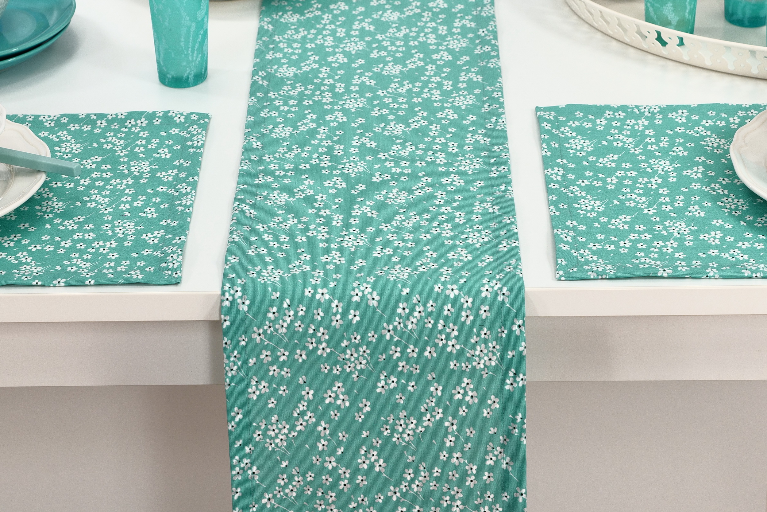 Abwaschbare Tischläufer Türkis Muster Mille Fleur Breite 40 cm