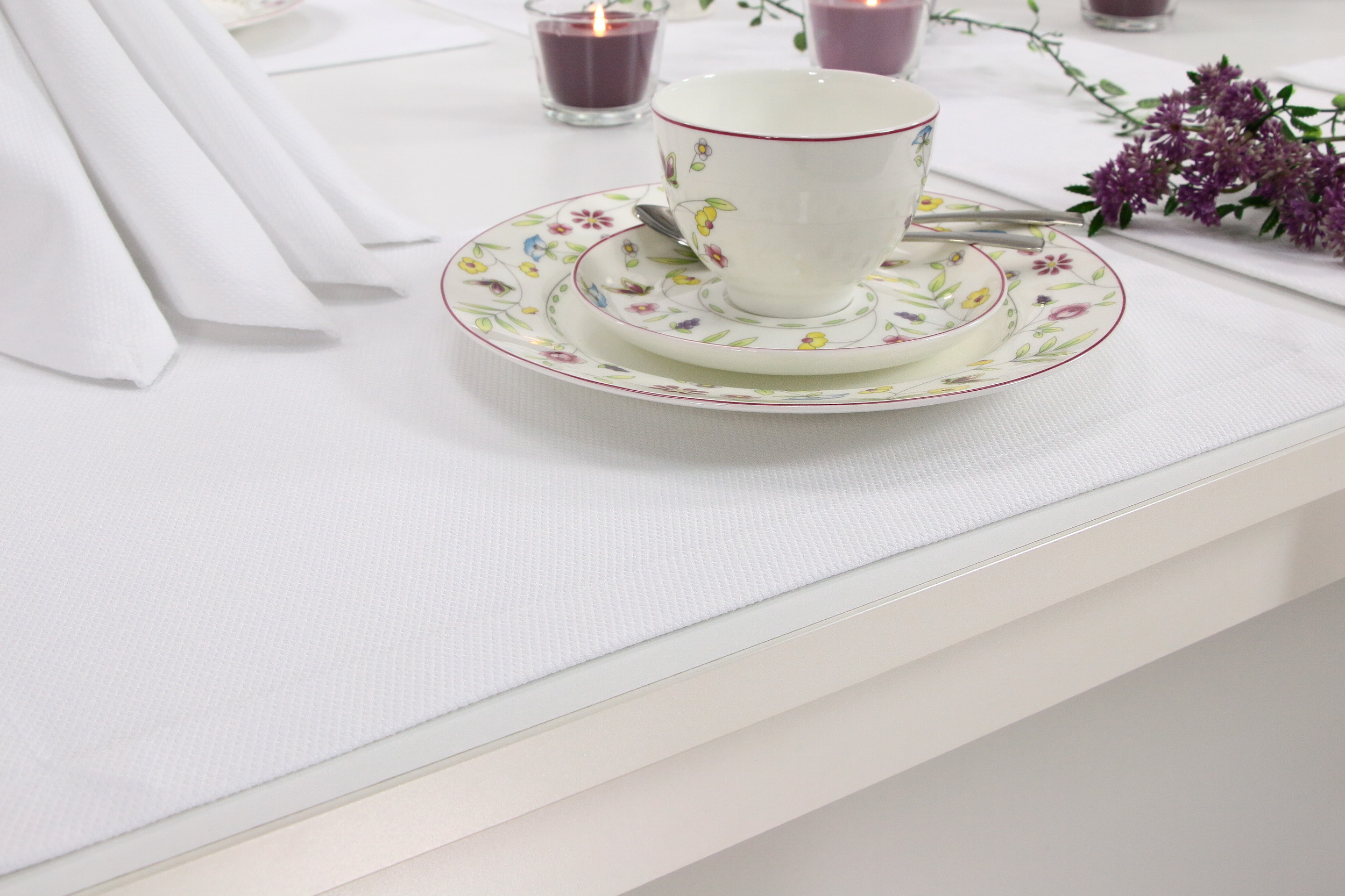 Tischset Weiß einfarbig feines Rautenmuster Größe 30x48 cm Platzset