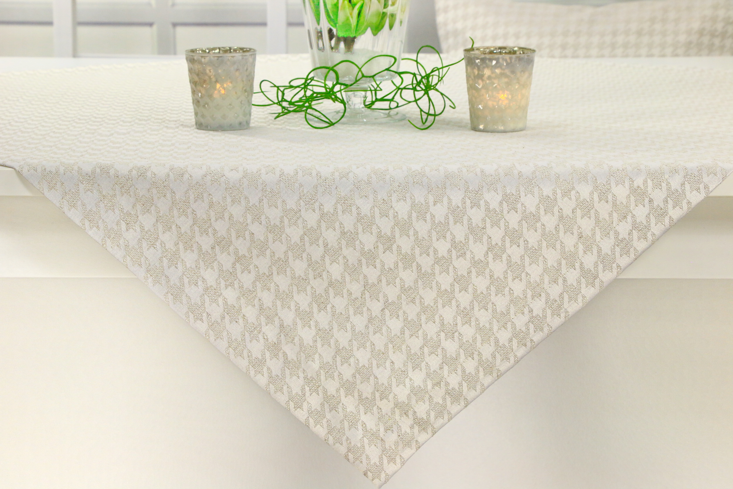 Tischdecke mit Fleckschutz Evita Perlbeige Muster ab 80x80 cm - 200x200 cm QUADRATISCH