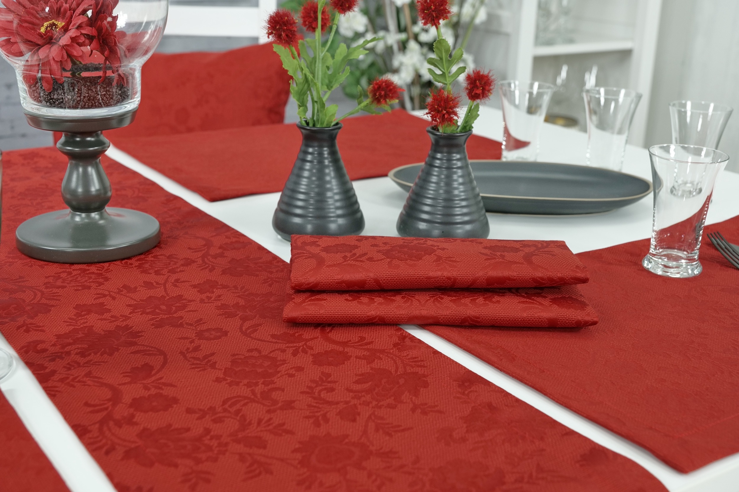 Tischläufer mit Fleckschutz Evita Rot Ranke Breite 40 cm