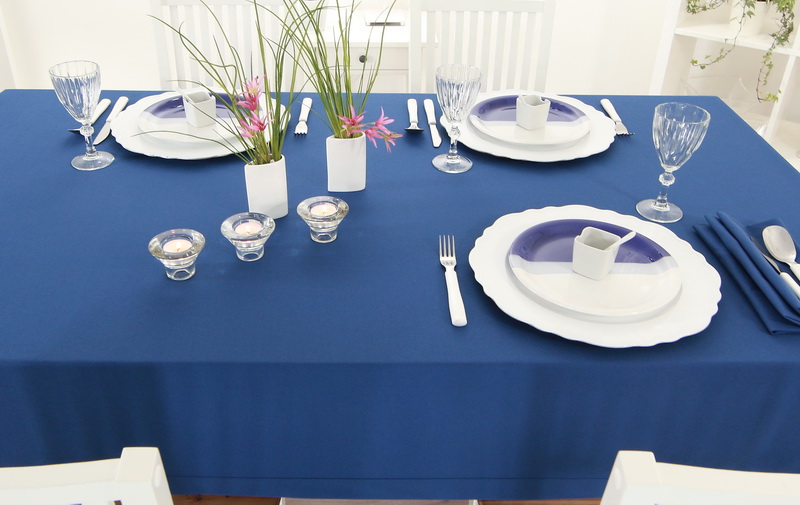 Tischdecke Enzian Blau einfarbig Breite 150 cm