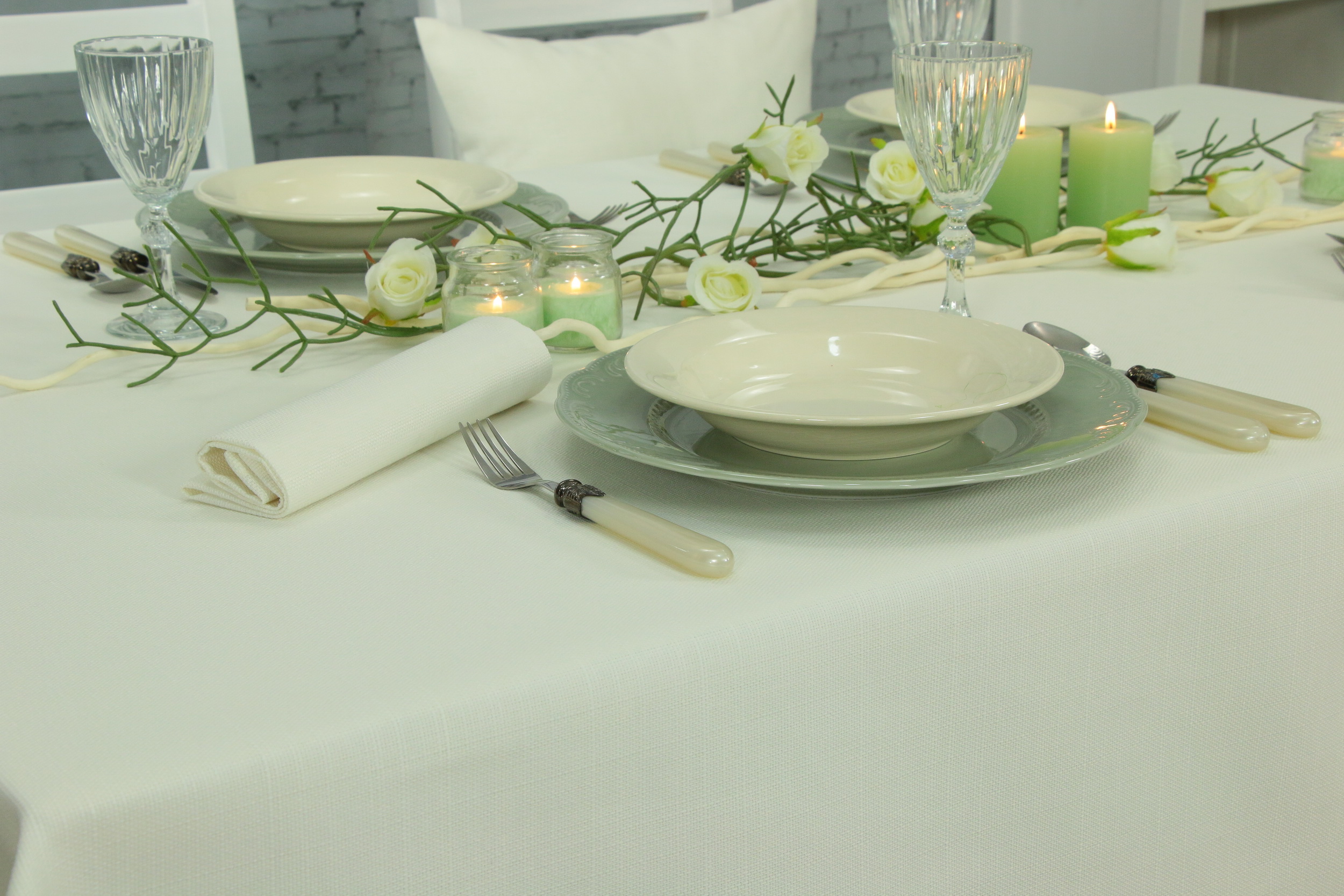 Tischdecke mit Fleckschutz Evita Perlcreme uni Breite 140 cm