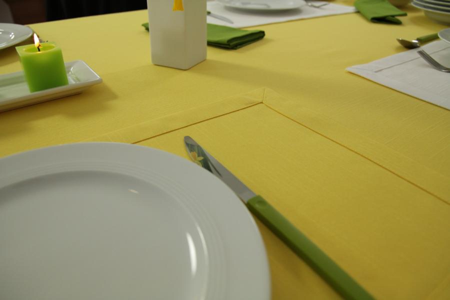Tischset gelb mit FLECKSCHUTZ Nia 30x48 cm Platzset