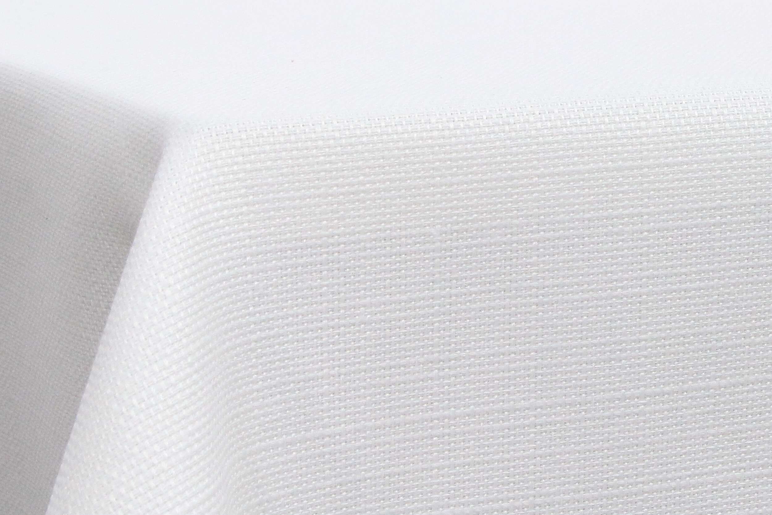 Tischdecke mit Fleckschutz Evita Perlweiß uni Breite 90 cm