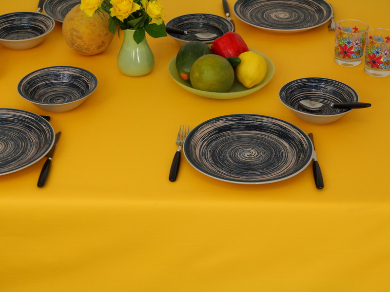 Abwaschbare Tischdecke Gelb uni Lona Breite 100 cm