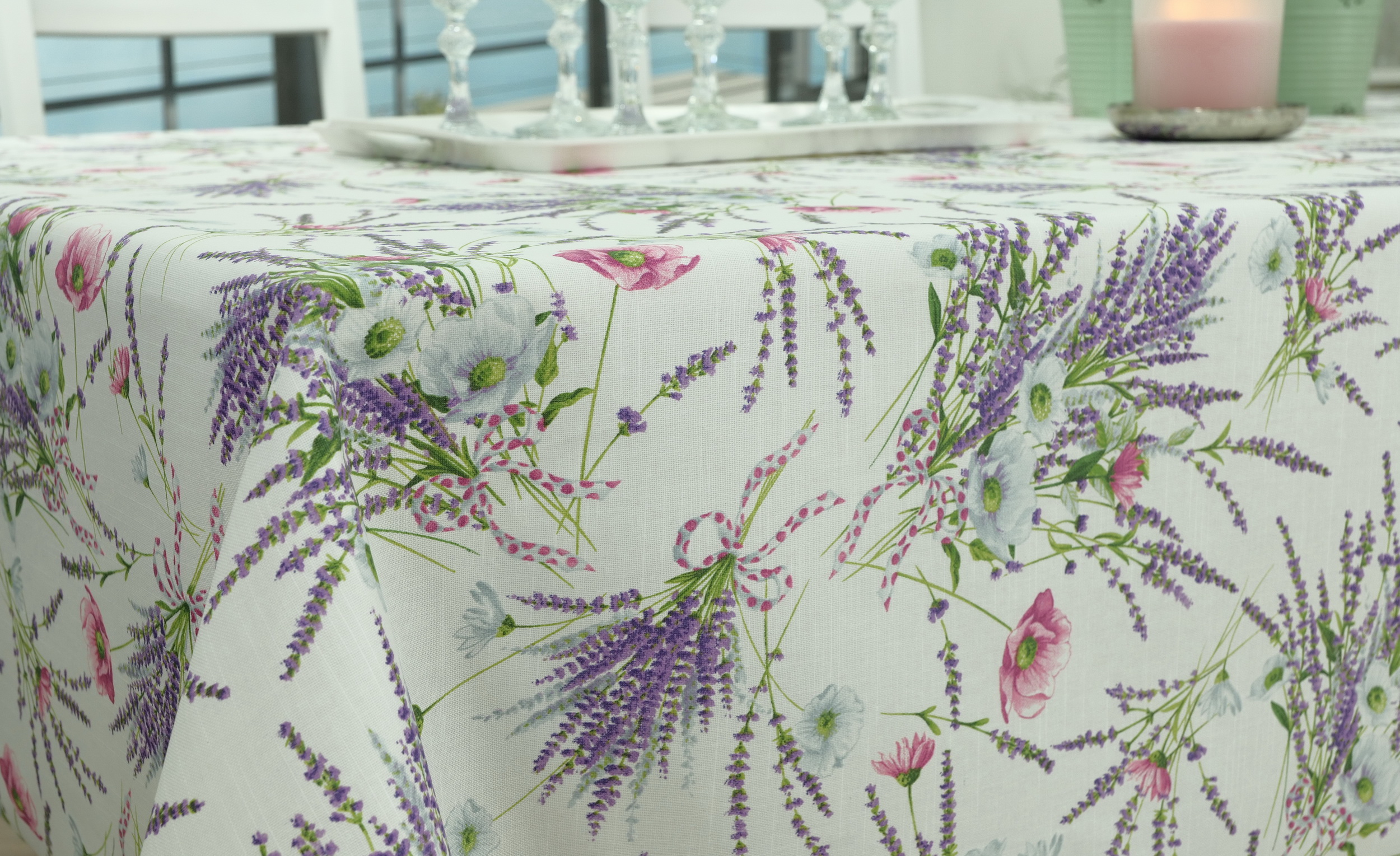 Abwaschbare Tischdecke Motiv Lavendelstrauß Breite 90 cm