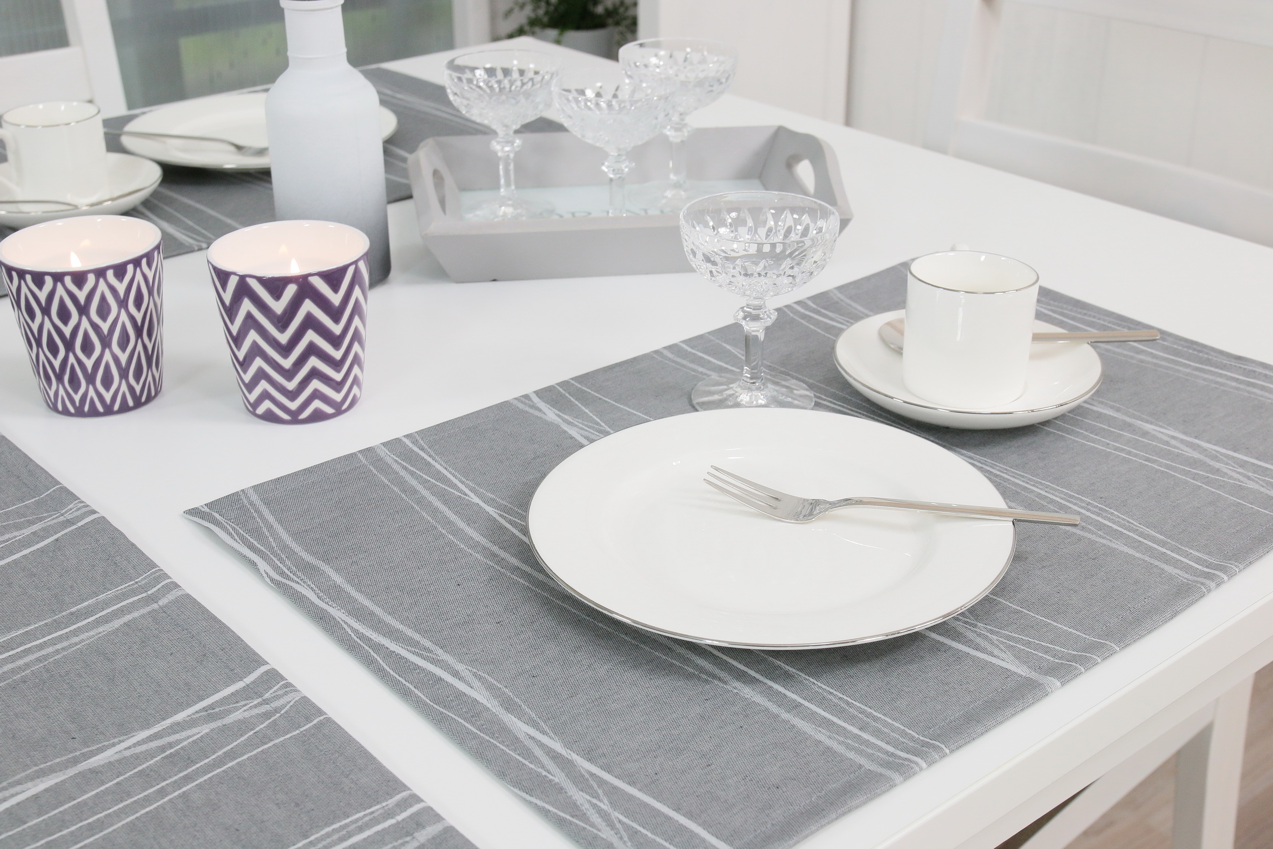 Tischset abwaschbar Grau Muster Wellenlinien Größe 30x48 cm