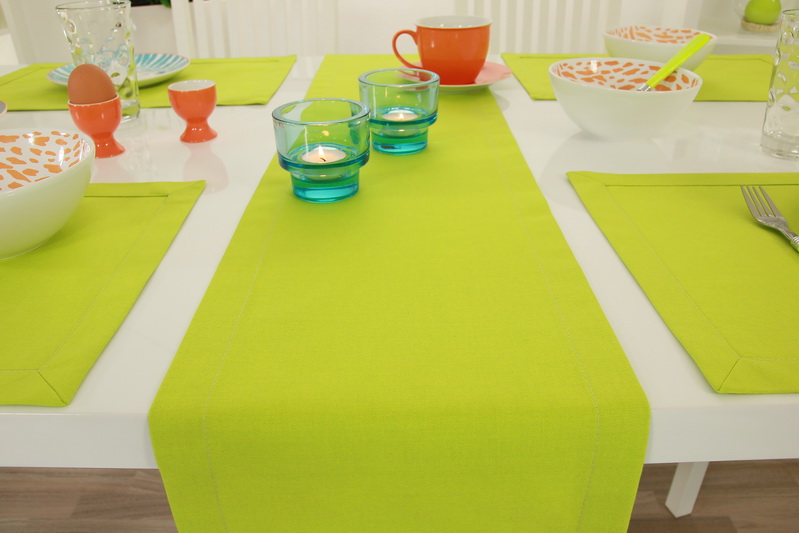 Tischläufer Frühlingsgrün uni Breite 25 cm