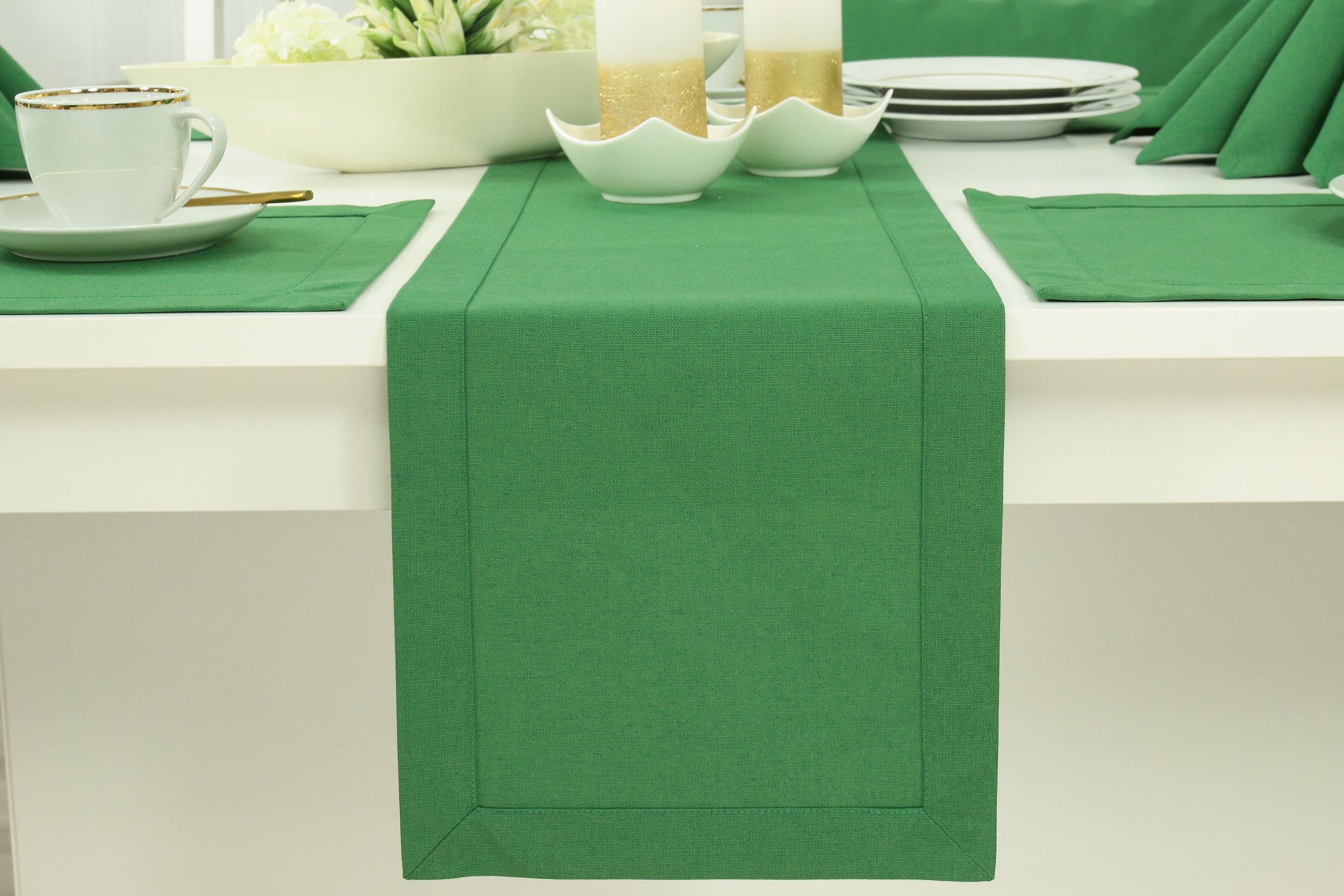 Weihnachtlicher Tischläufer grün Breite 25 cm
