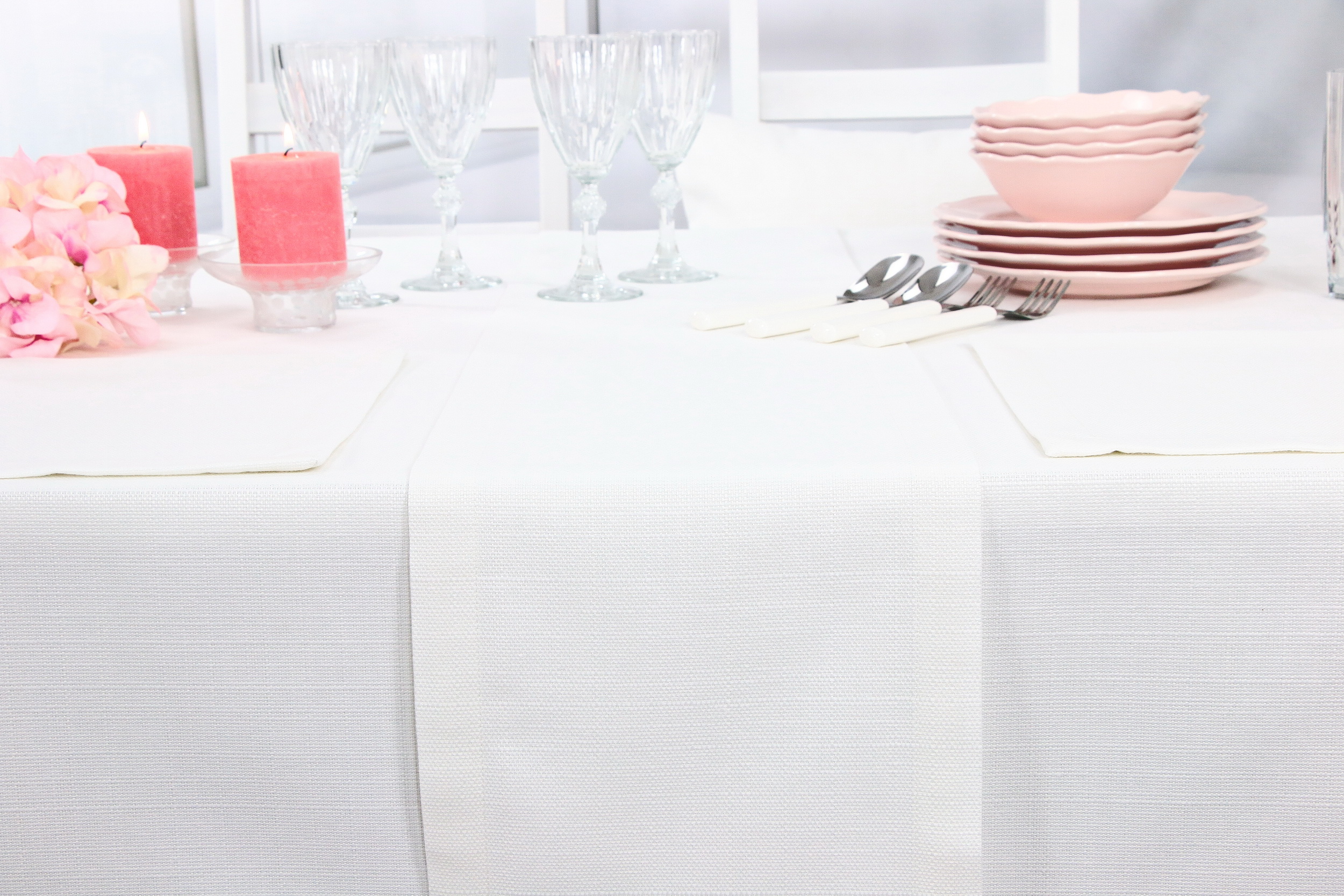 Tischläufer mit Fleckschutz Evita Perlweiß uni Breite 30 cm
