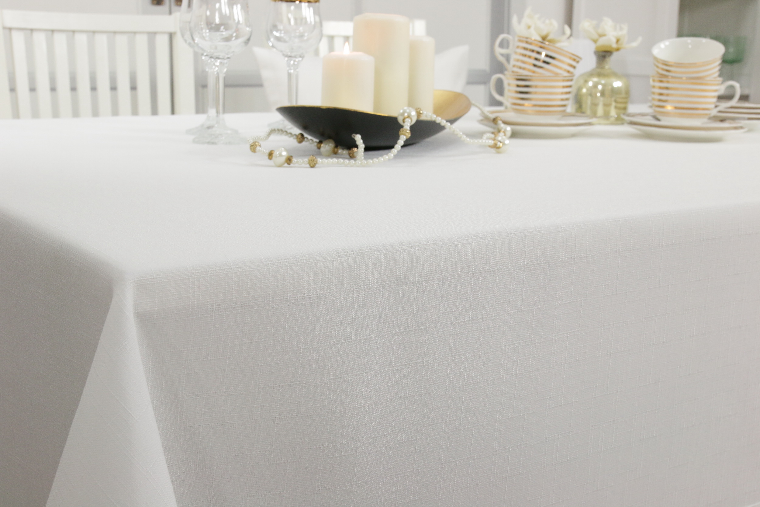 Tischdecke mit Fleckschutz Weiß Creme einfarbig Malaga Breite 120 cm