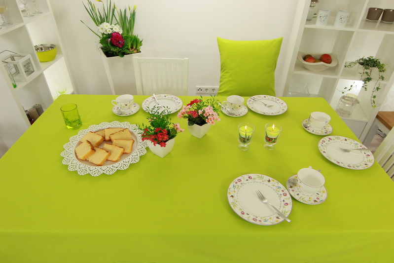 Tischdecke Frühlingsgrün uni Breite 90 cm