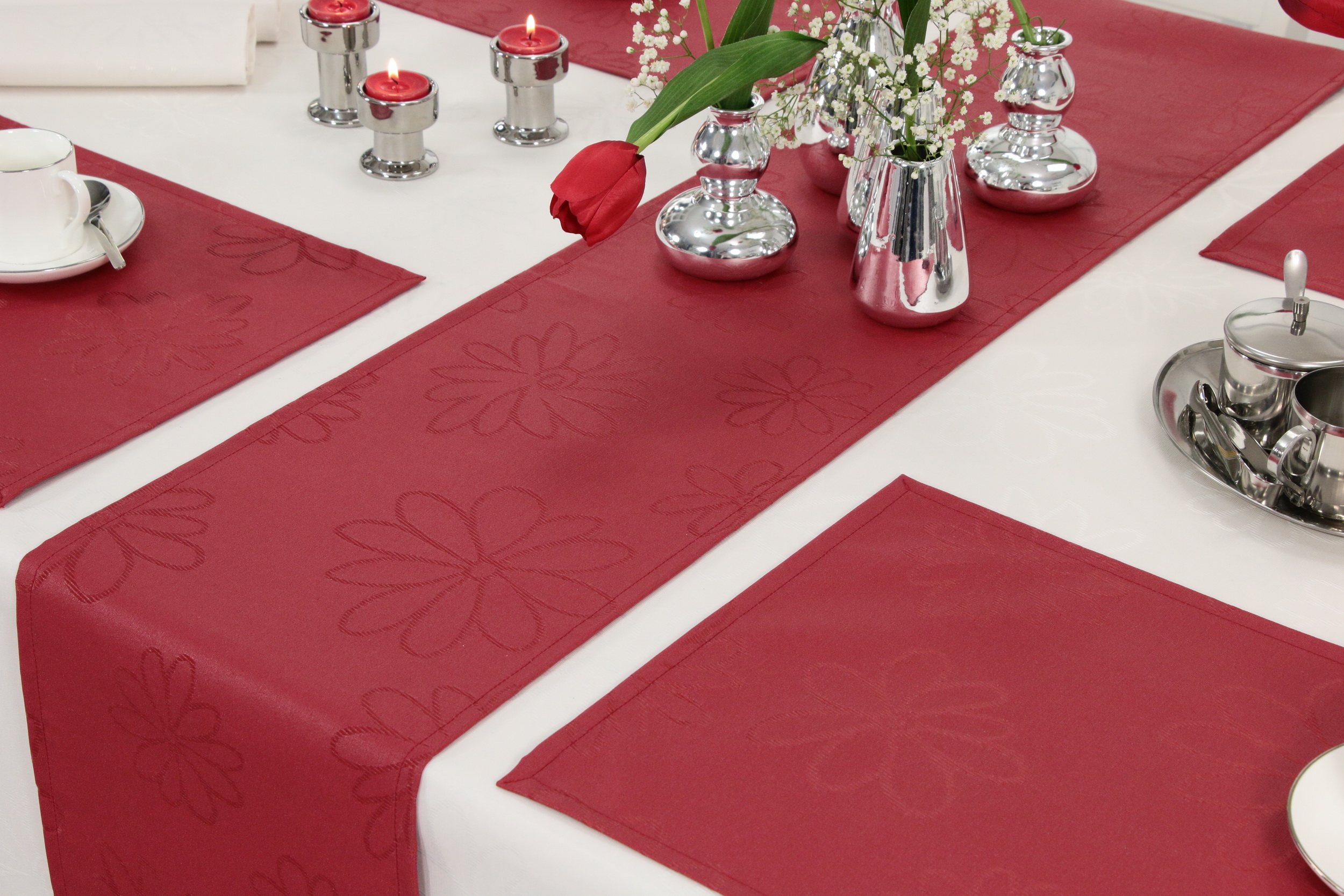 Tischläufer abwaschbar Rot Blumenmuster Mari Breite 25 cm