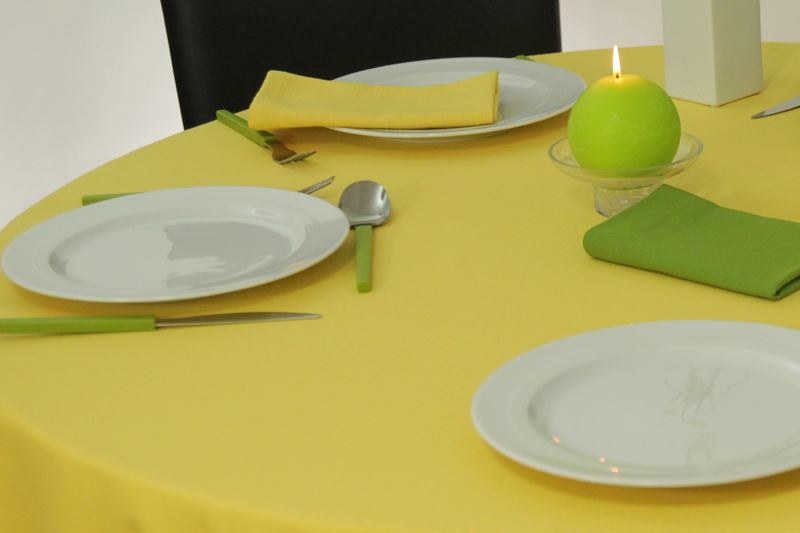 Gelbe Tischwäsche mit FLECKSCHUTZ Nia OVAL Breite 140 cm