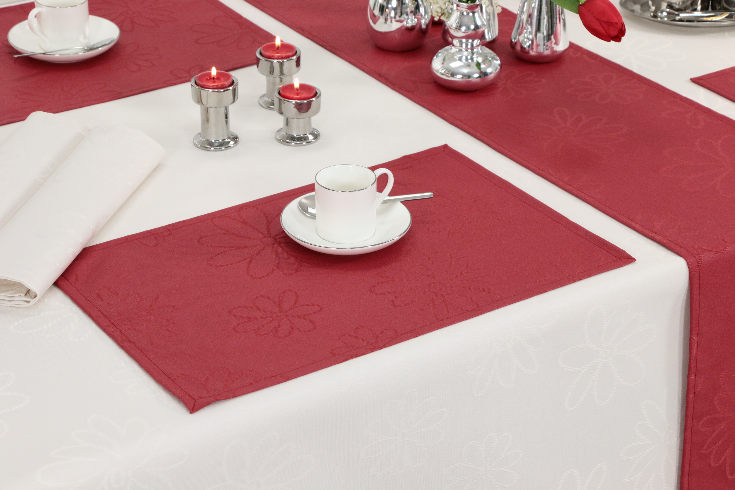 Tischset abwaschbar Rot Blumenmuster Mari Größe 30x48 cm Platzset