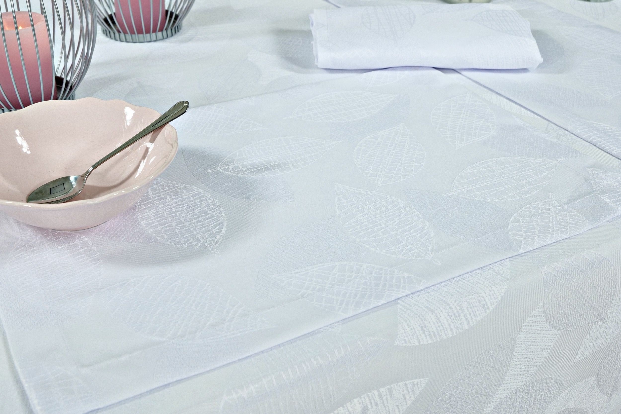 Tischset mit Fleckschutz Weiß gemustert Emilia Größe 32x42 cm Platzset