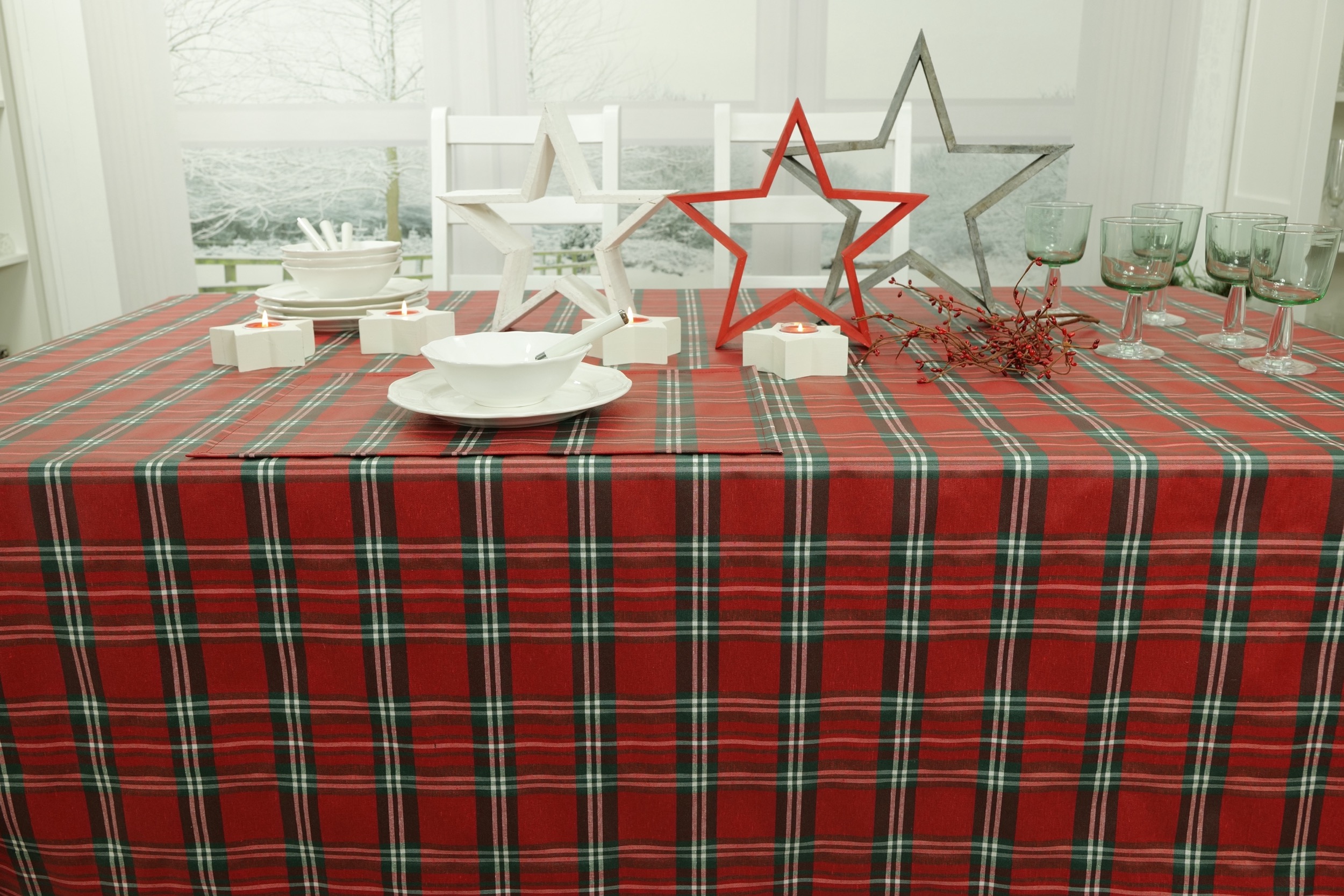 Tischdecke abwaschbar Rot Grün Weiß Kariert Tartan Breite 140 cm