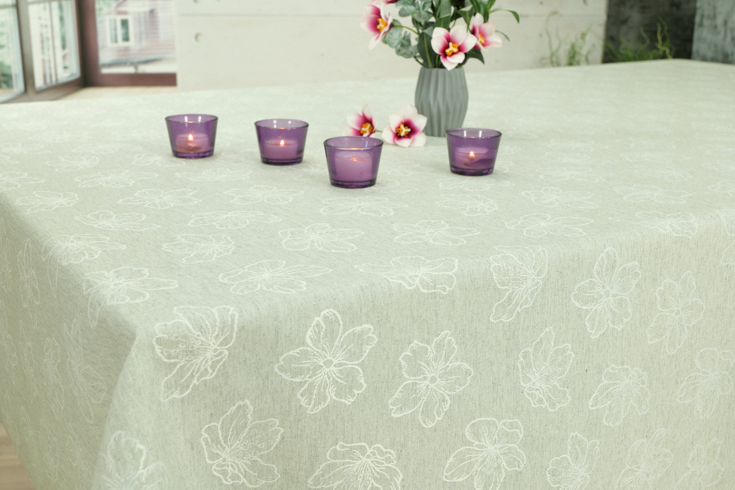 Tischdecke abwaschbar Hellgrau Muster Blumen Adele Breite 130 cm
