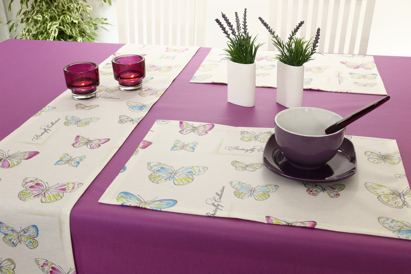 Abwaschbares Tischset Creme Schmetterling Türkis Pink Größe 30x48 cm