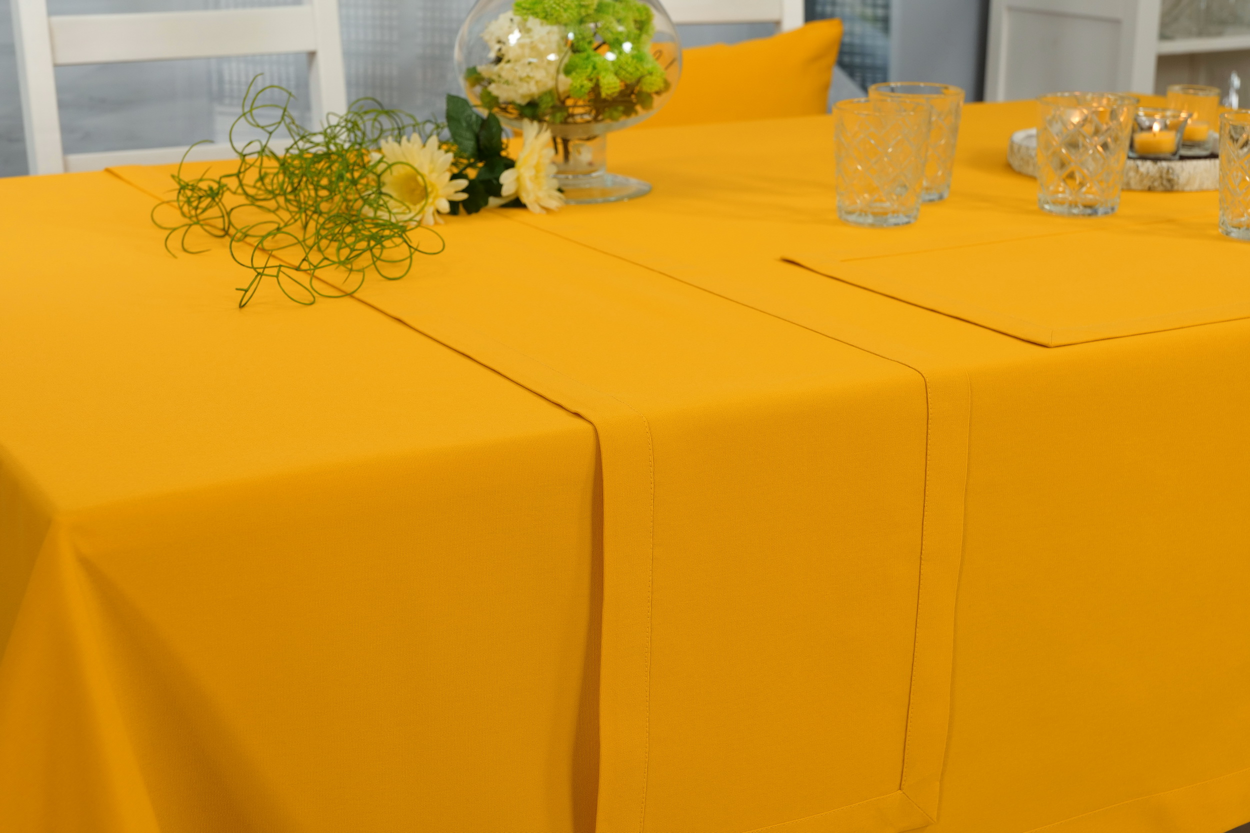 Tischdecke mit Fleckschutz Gelb uni Sara Breite 100 cm