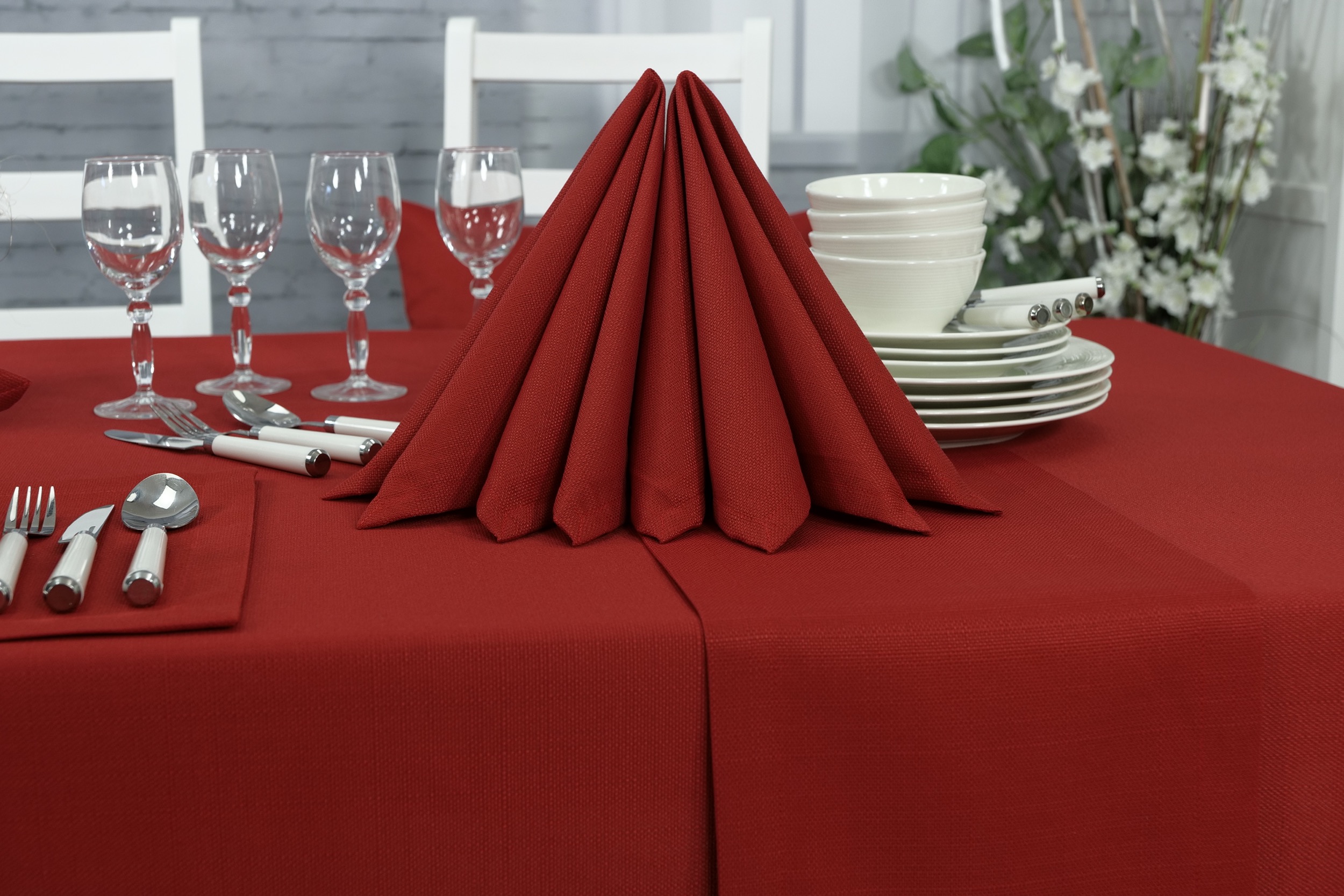 Tischdecke mit Fleckschutz  Evita Rot Uni Breite 140 cm