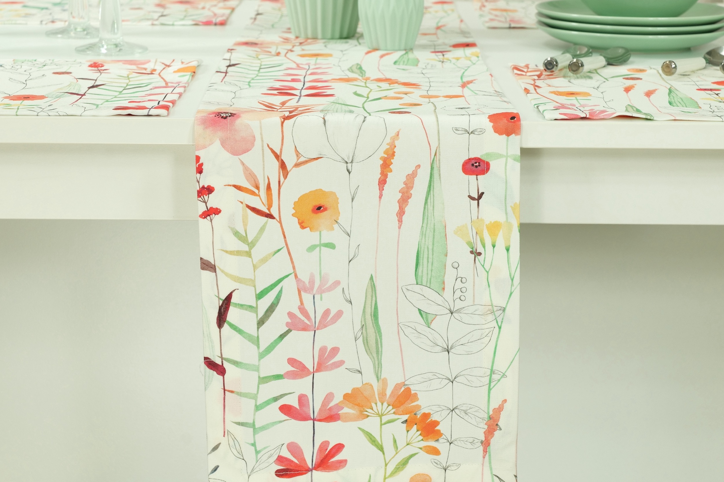 Tischläufer Garten mit Fleckschutz buntes Muster Beatrice Breite 30 cm