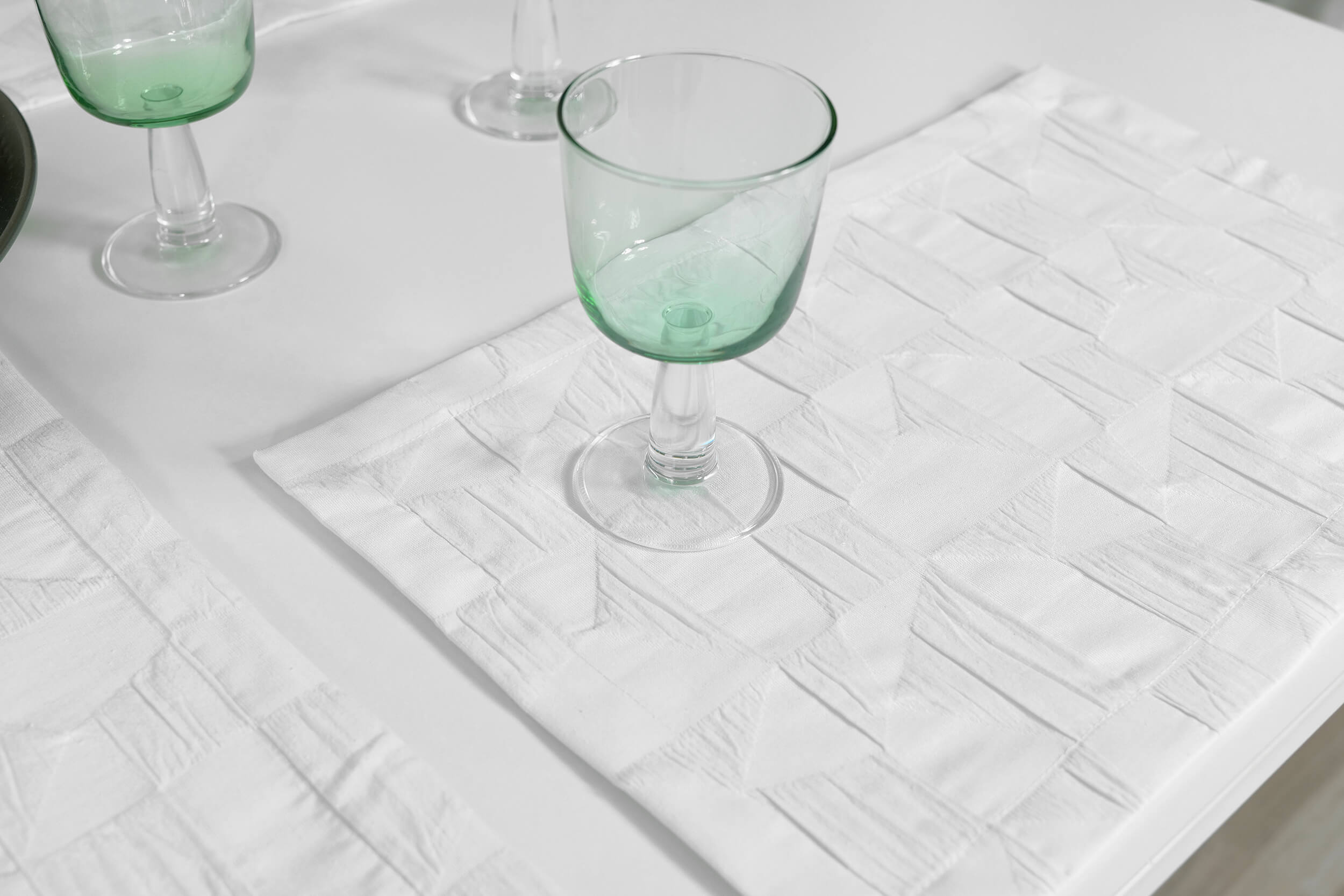 Recycled Tischsets Weiß einfarbig mit Muster Loft Größe 30x48 cm Platzset