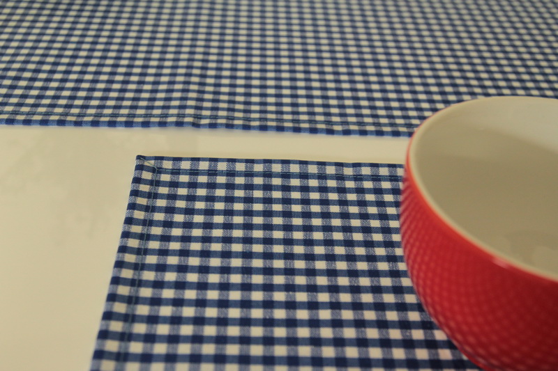 Tischset abwaschbar Blau Weiß kleines Karo Franz Größe 32x42 cm Platzset |  32x42 cm - 1 Tischset - Platzset | SW108509