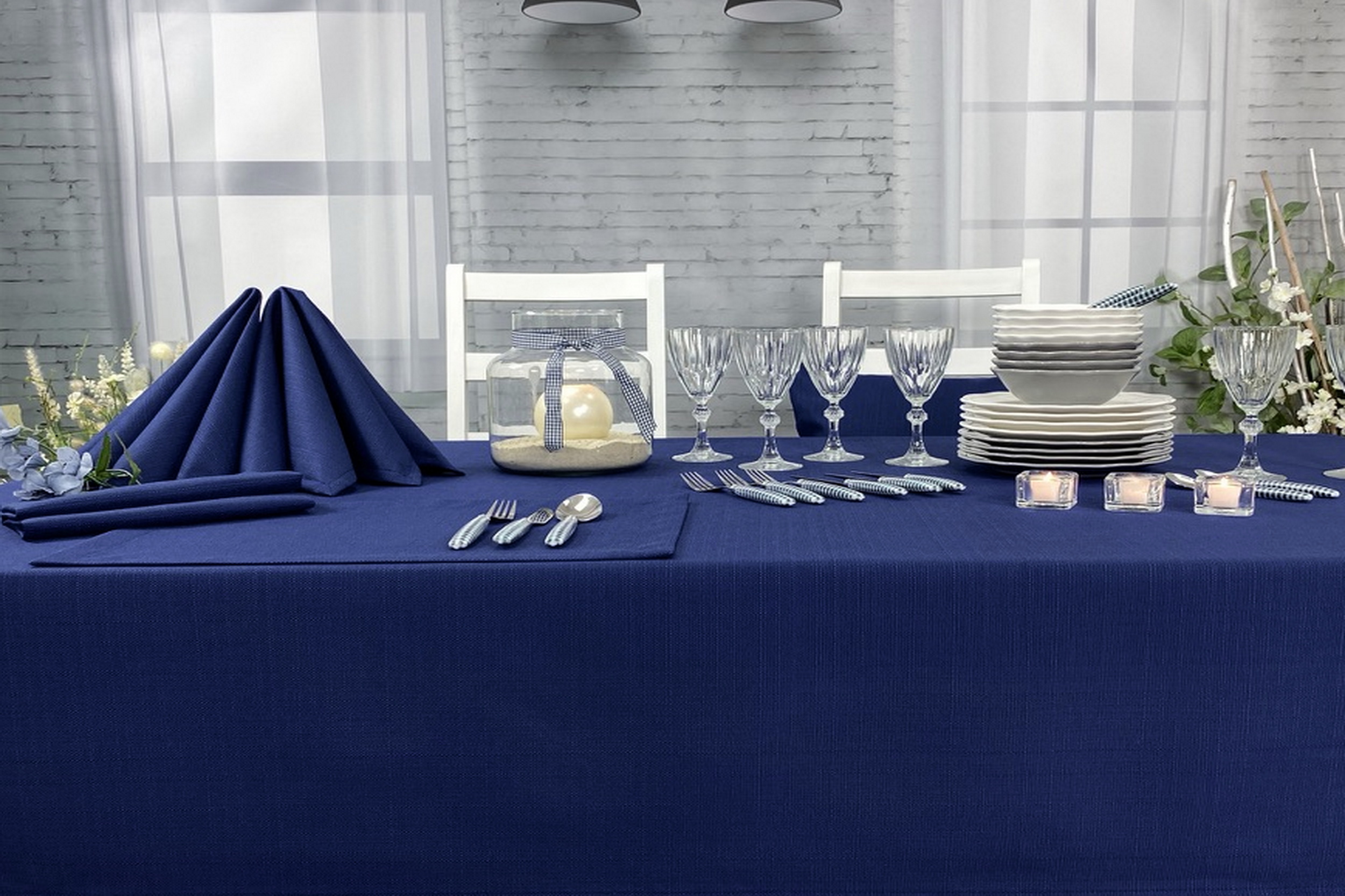 Tischdecke mit Fleckschutz  Evita Blau Uni Breite 170 cm