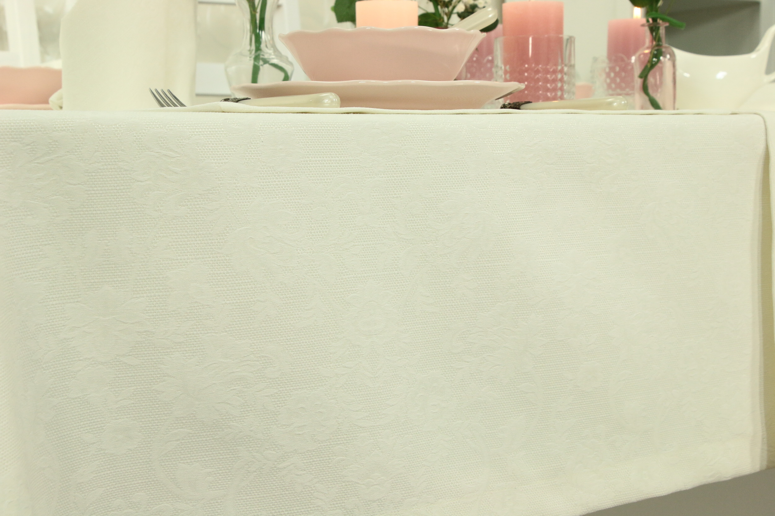 Tischdecke mit Fleckschutz Evita Perlcreme Ranke Breite 120 cm
