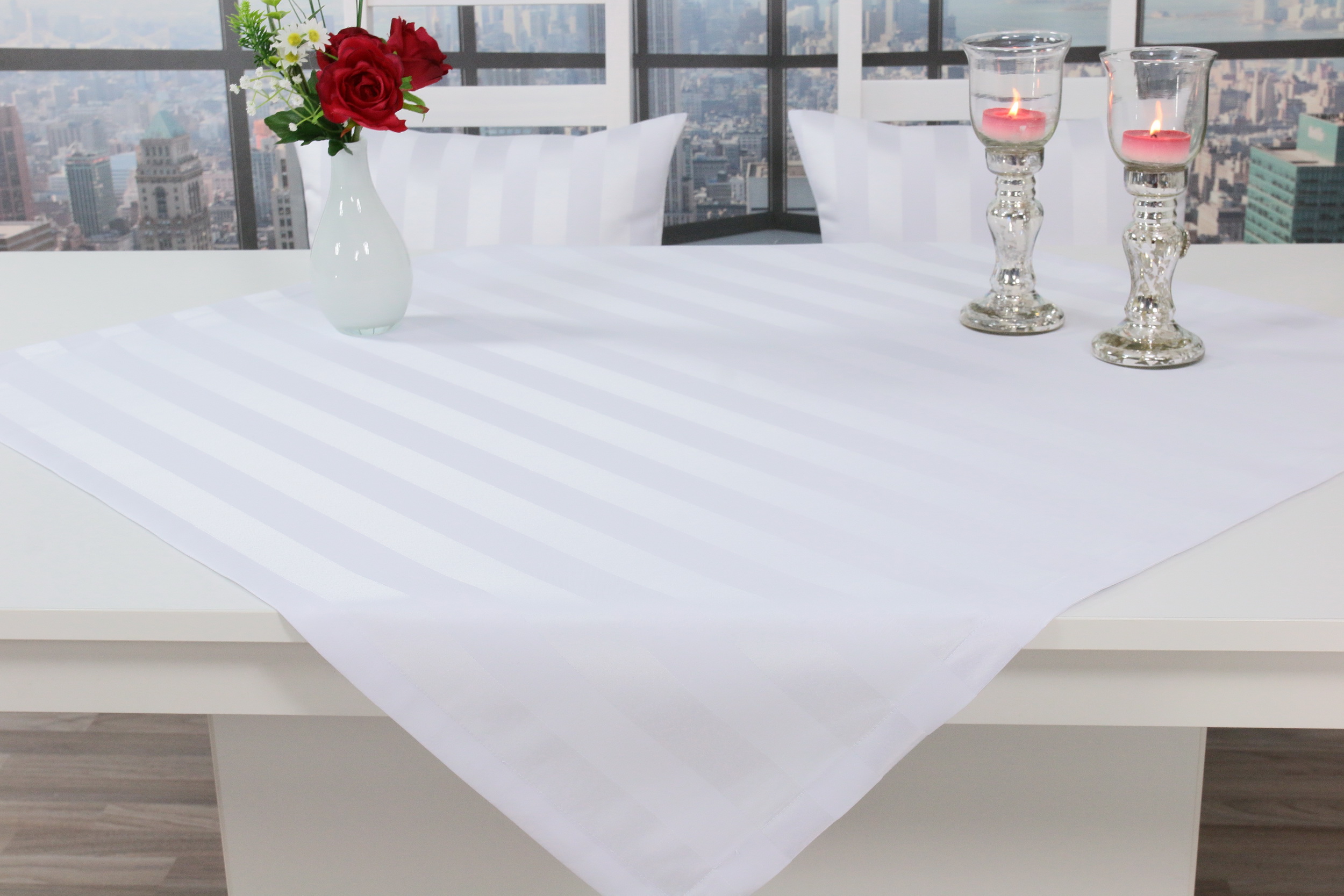 Weiße Tischdecke Streifen mit Fleckschutz Ella ab 80x80 cm - 200x200 cm QUADRATISCH