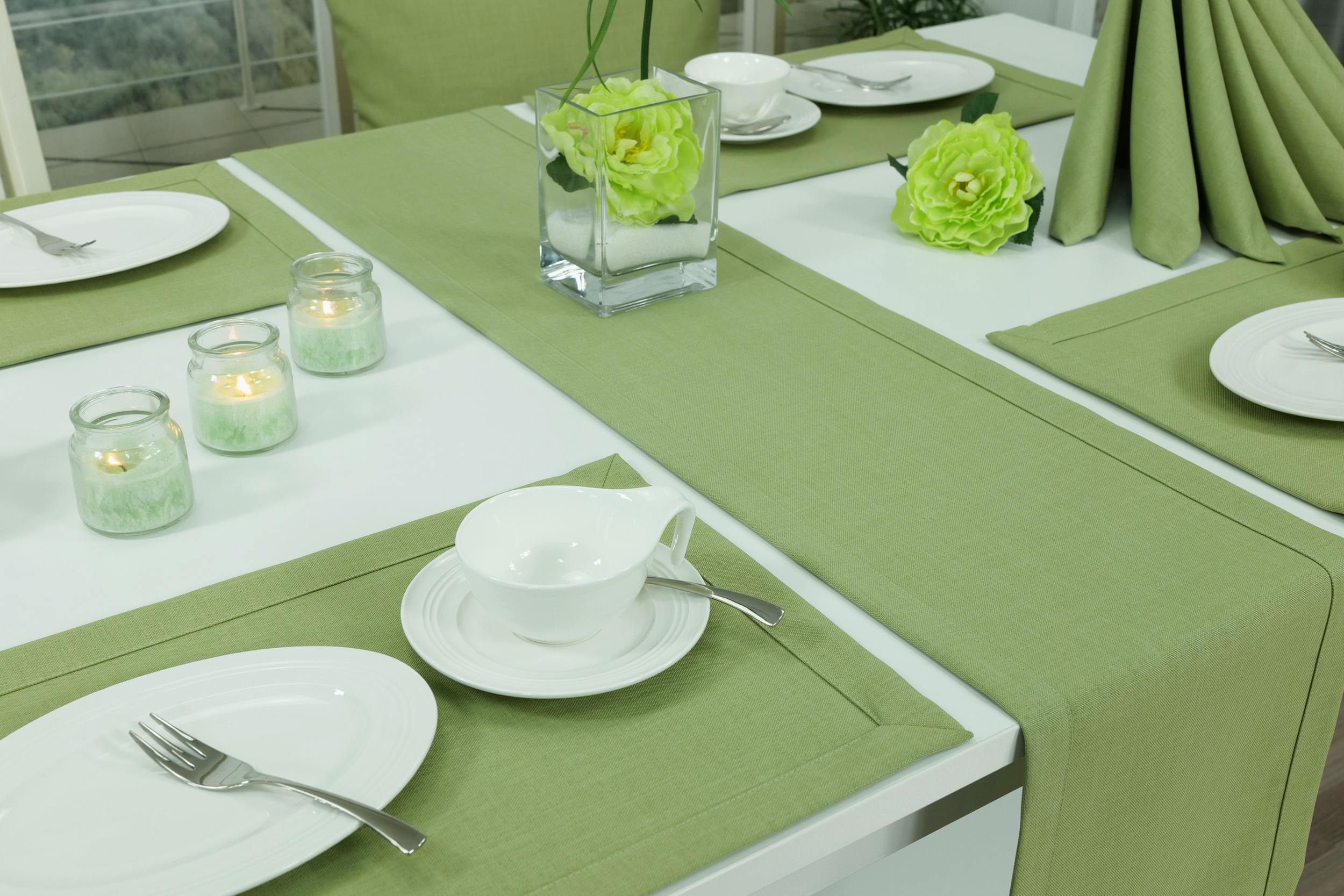 Tischläufer mit Fleckschutz Apfelgrün uni Leinenoptik Valerie Breite 30 cm