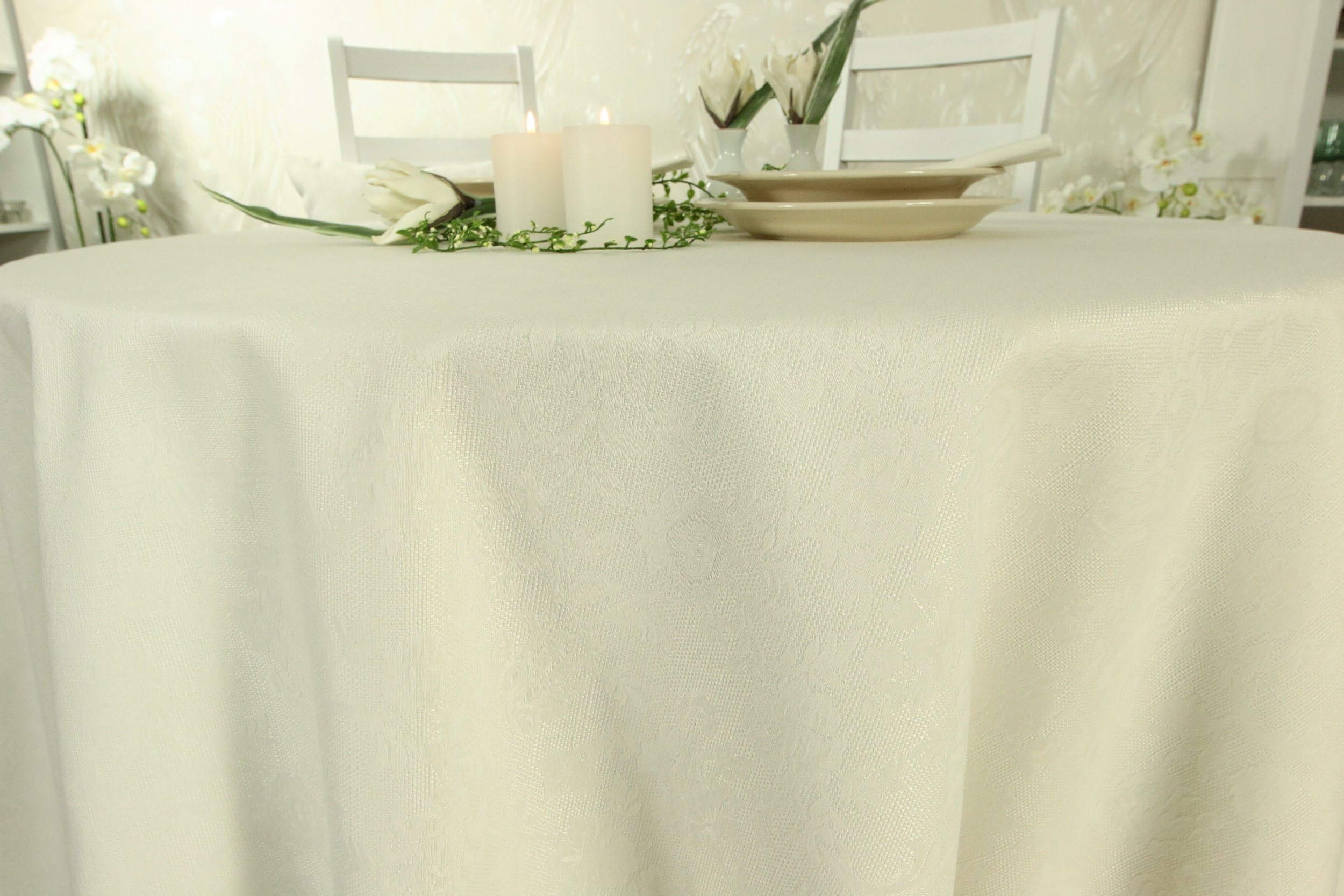 Tischdecke mit Fleckschutz Evita Perlcreme Ranke ab 80 cm bis 200 cm RUND