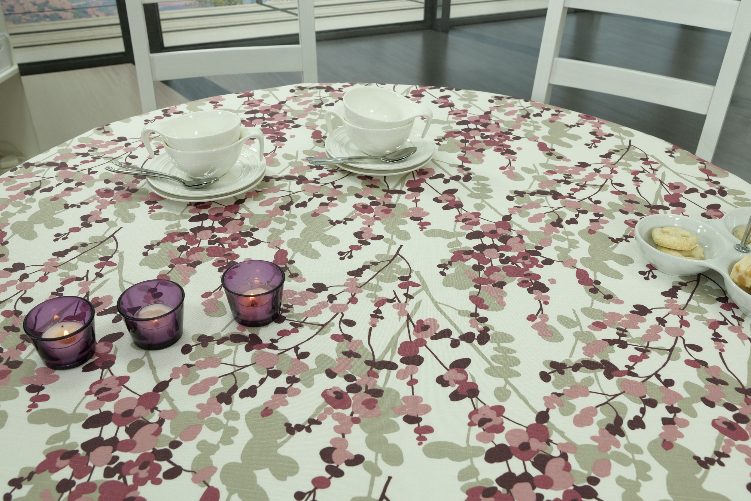 Abwaschbare Tischdecke Creme Altrosa Blüten Petalos Breite 120 cm OVAL
