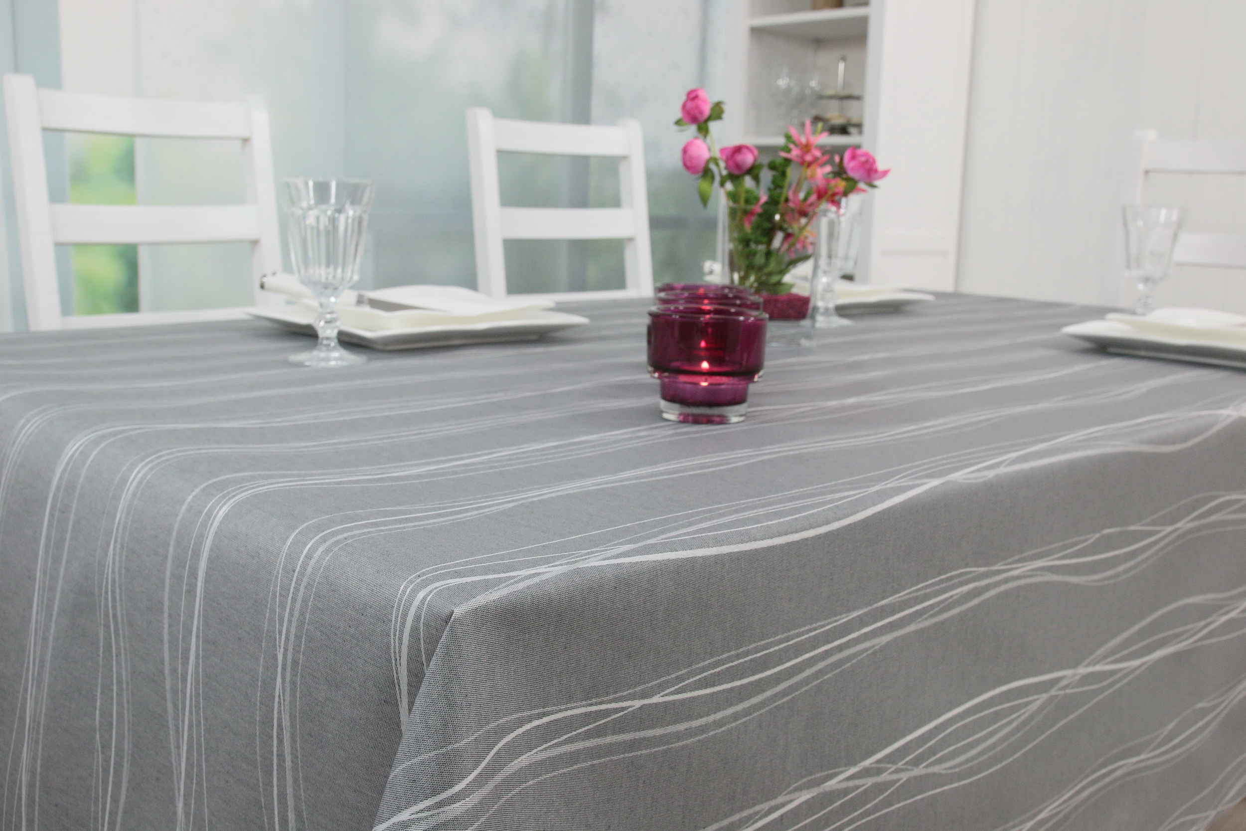 Tischdecke abwaschbar Grau Muster Wellenlinien Breite 110 cm