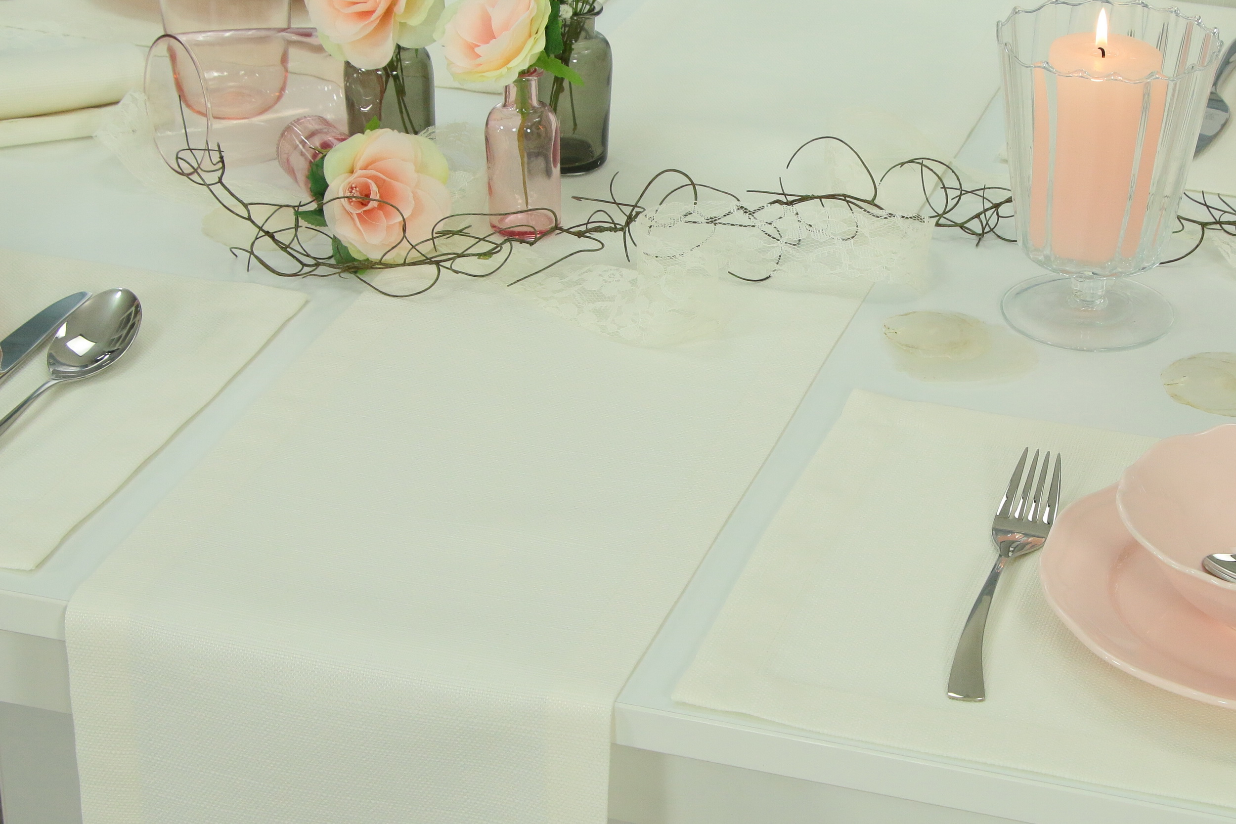 Tischläufer mit Fleckschutz Evita Perlcreme uni Breite 30 cm