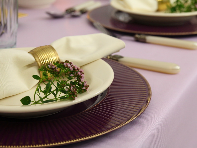 Abwaschbare Tischdecke Lavendel uni Mona Breite 120 cm OVAL