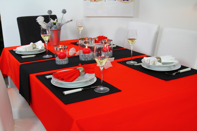 Tischdecke Rot uni Breite 110 cm