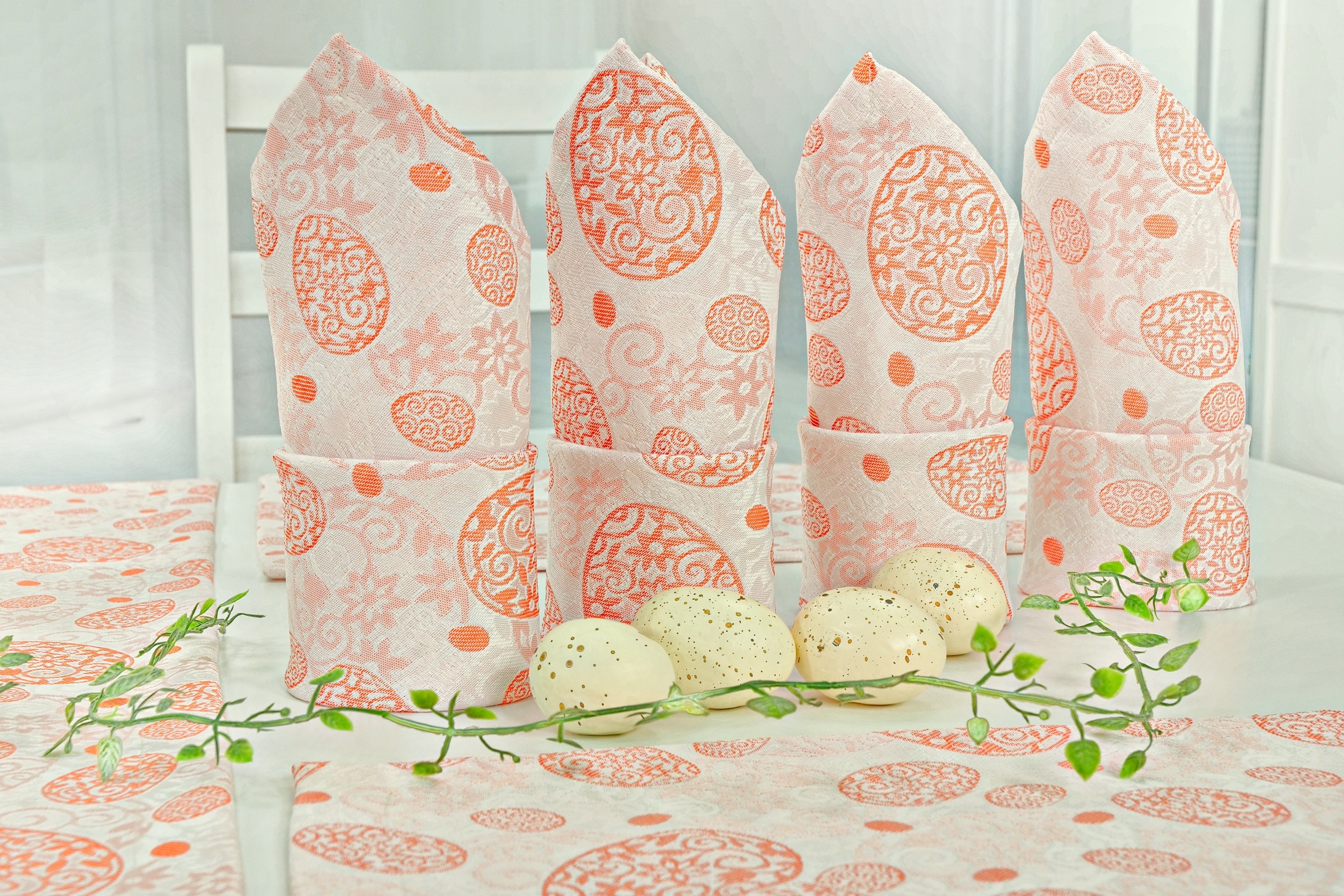 Oster Stoffserviette mit Fleckschutz Weiß Orange Easter Egg Größe 50x50 cm
