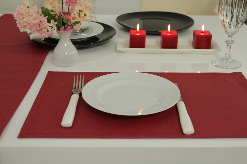Abwaschbare Tischset Rot uni Dali Größe 30x48 cm Platzset
