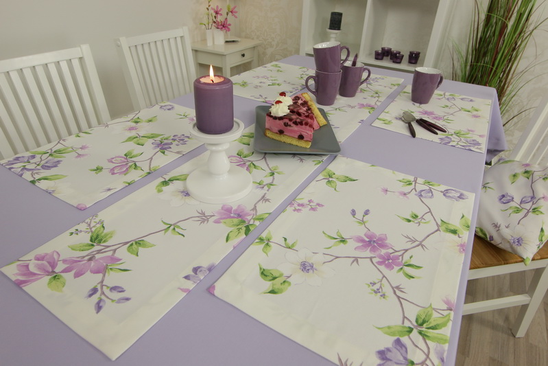 Tischset Floral mit Lavendel Blumen Größe 32x42 cm
