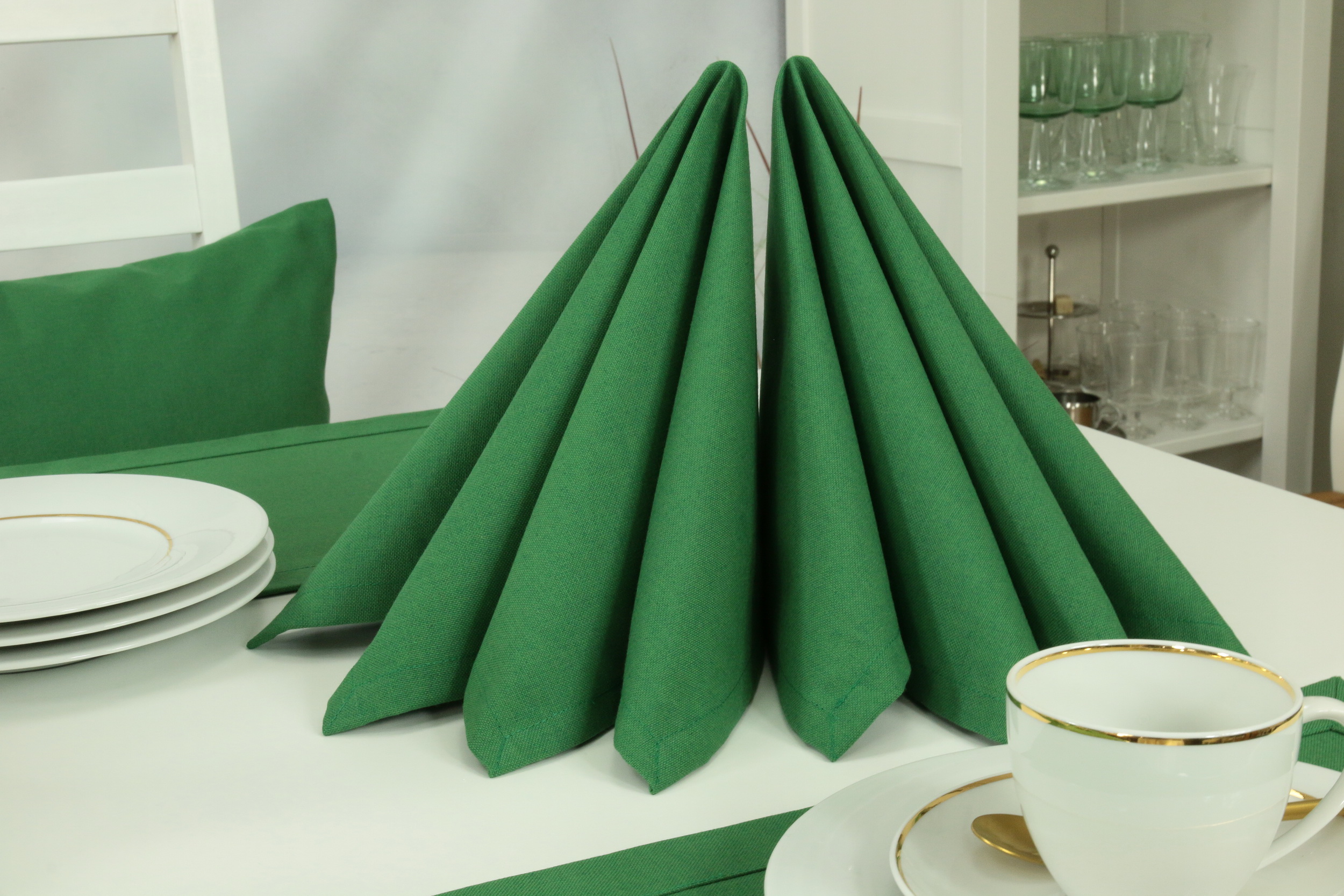 Weihnachtliche Stoffservietten grün Größe 40x40 cm