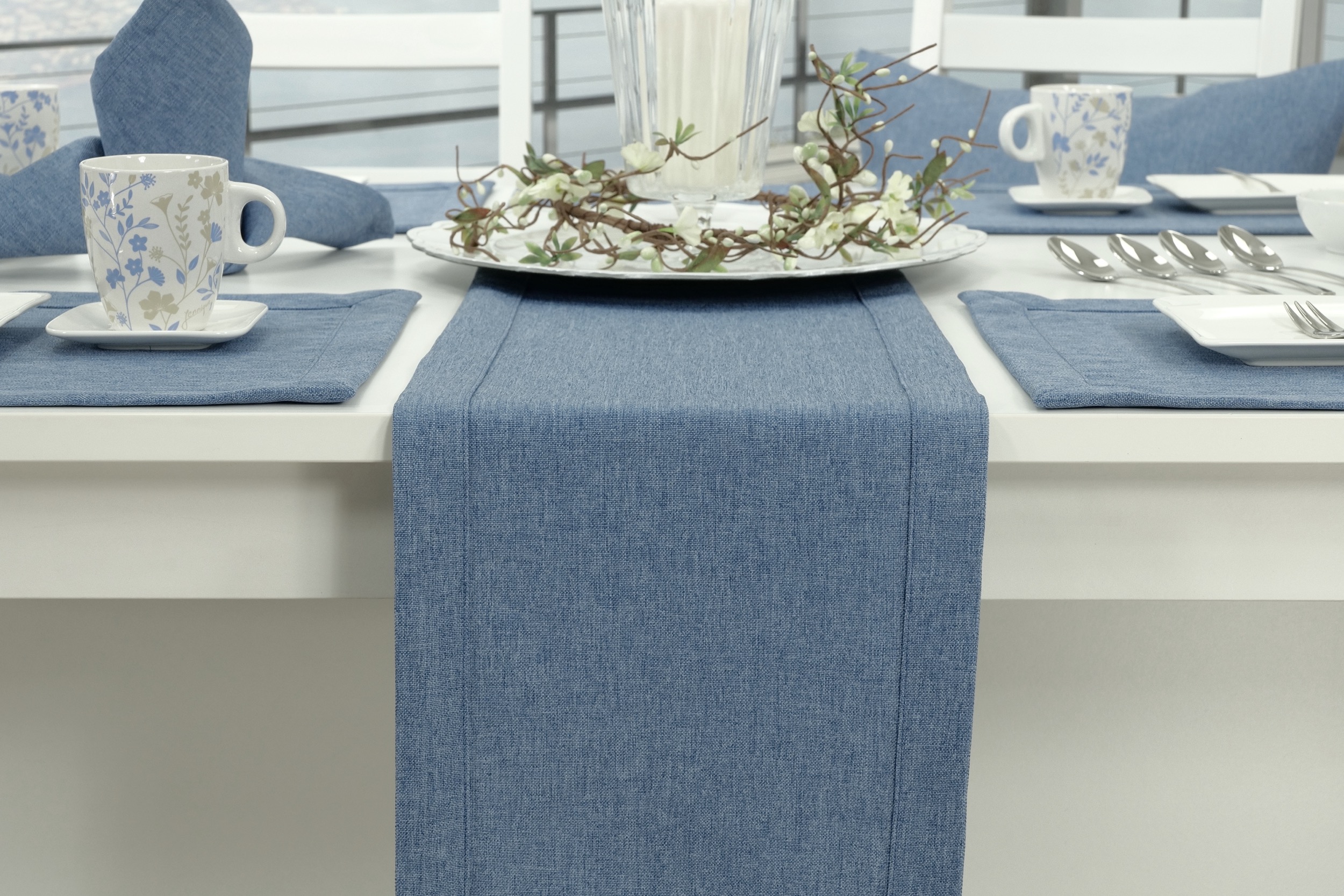 Edle Tischläufer Jeansblau einfarbig Peony Breite 30 cm