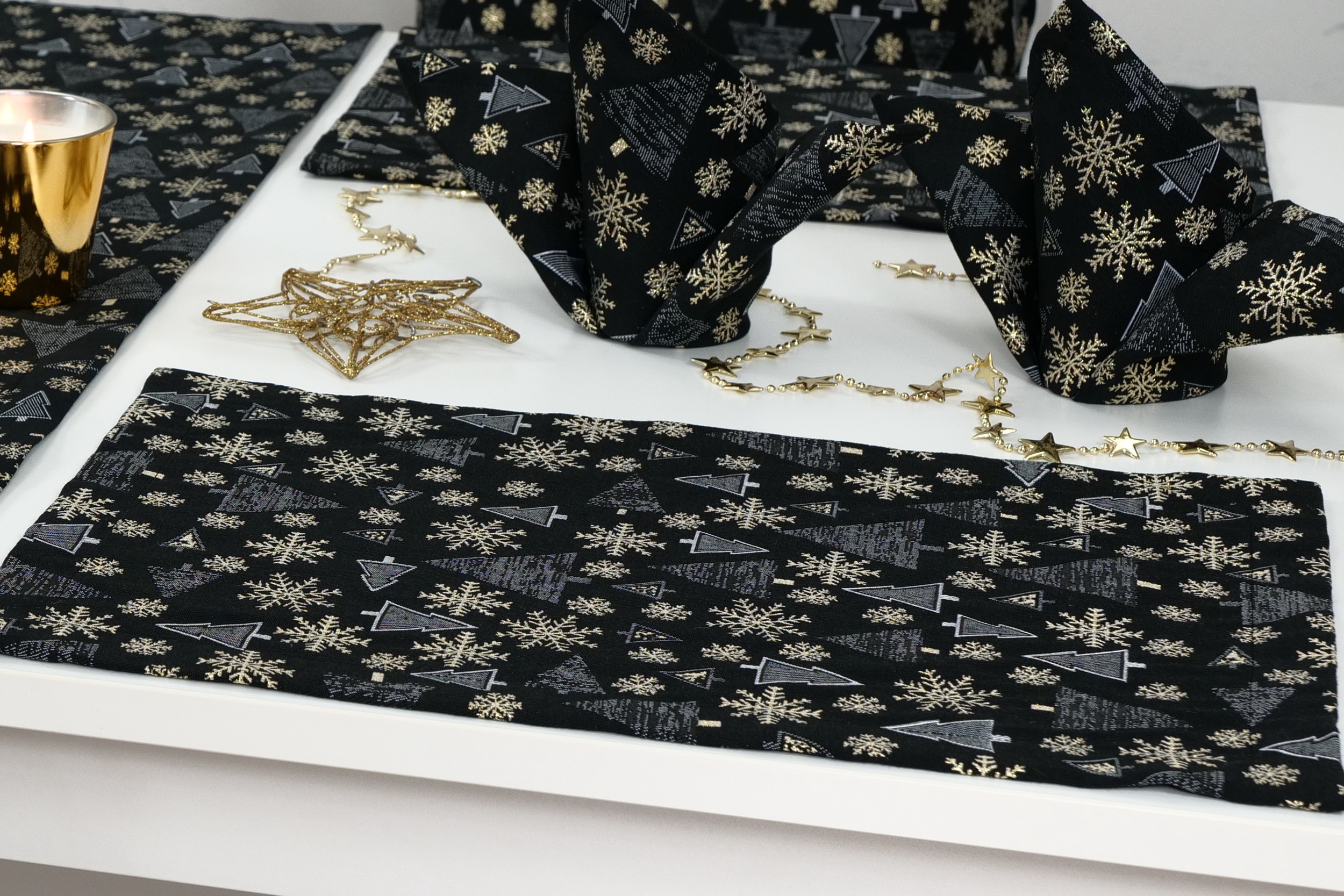 Tischset Schwarz Gold Muster Festlichkeit Größe 32x42 cm Platzset
