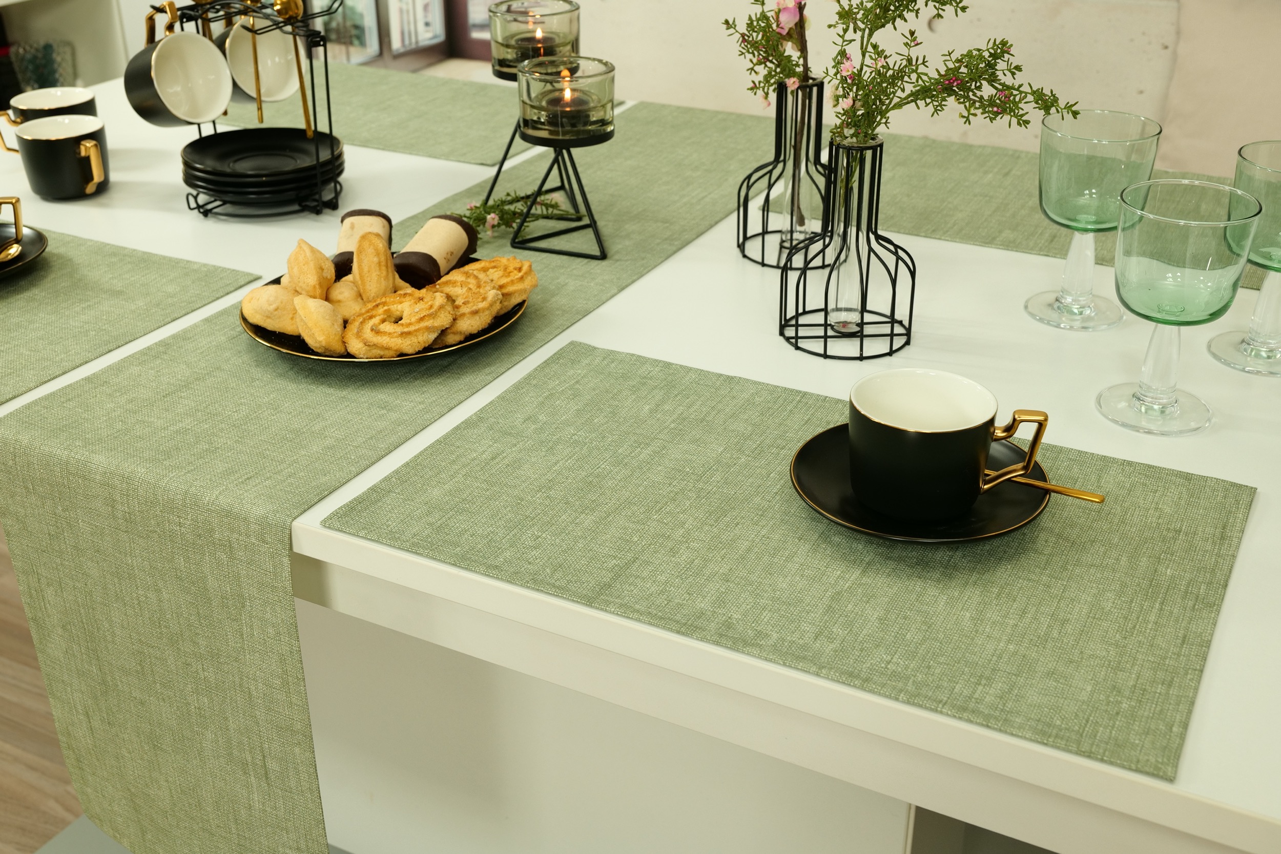 Tischset abwaschbar Thymiangrün einfarbig Lisanne Größe 32x42 cm Platzset