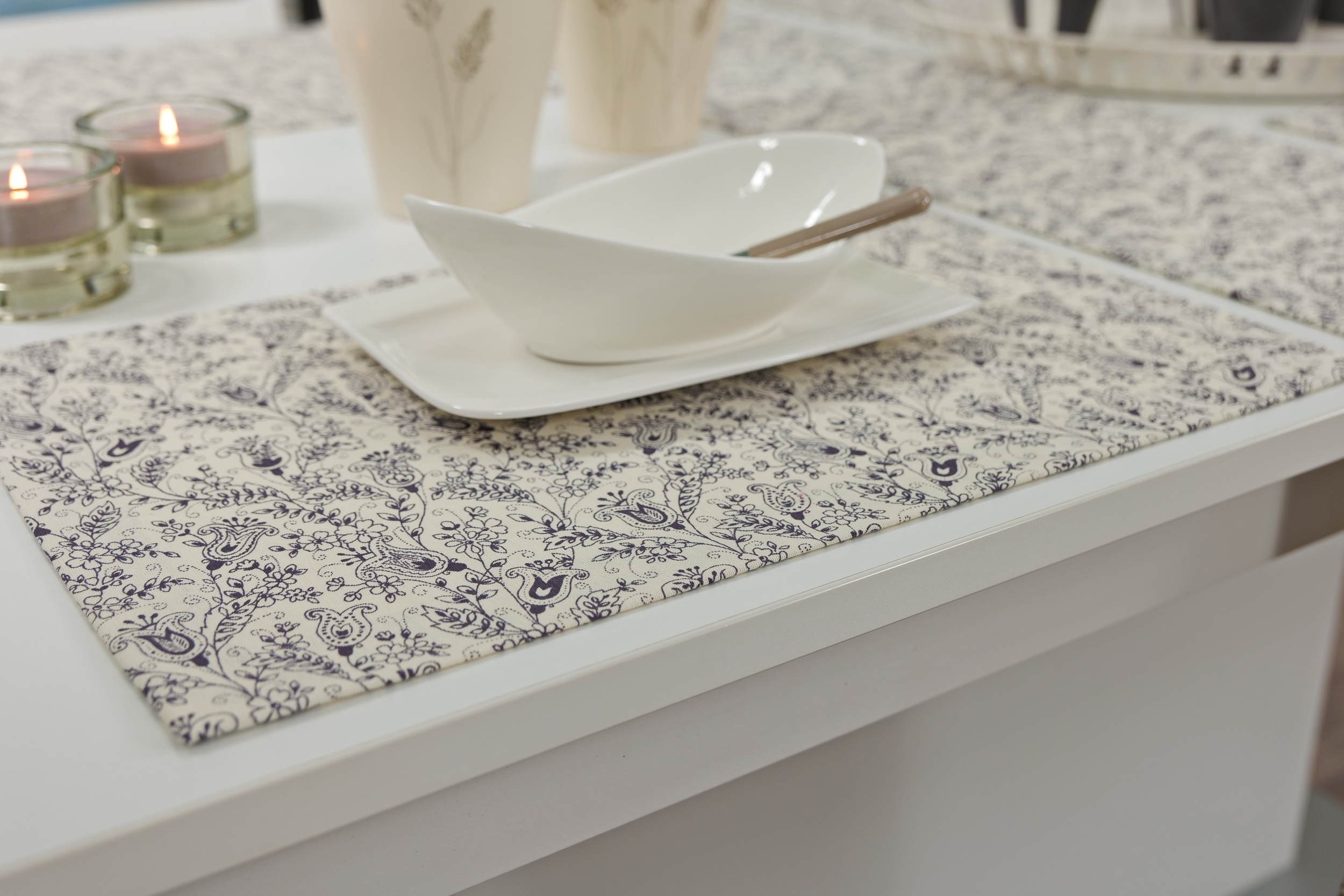 Tischset mit Muster Trompetenblume Trompa Größe 30x48 cm Platzset