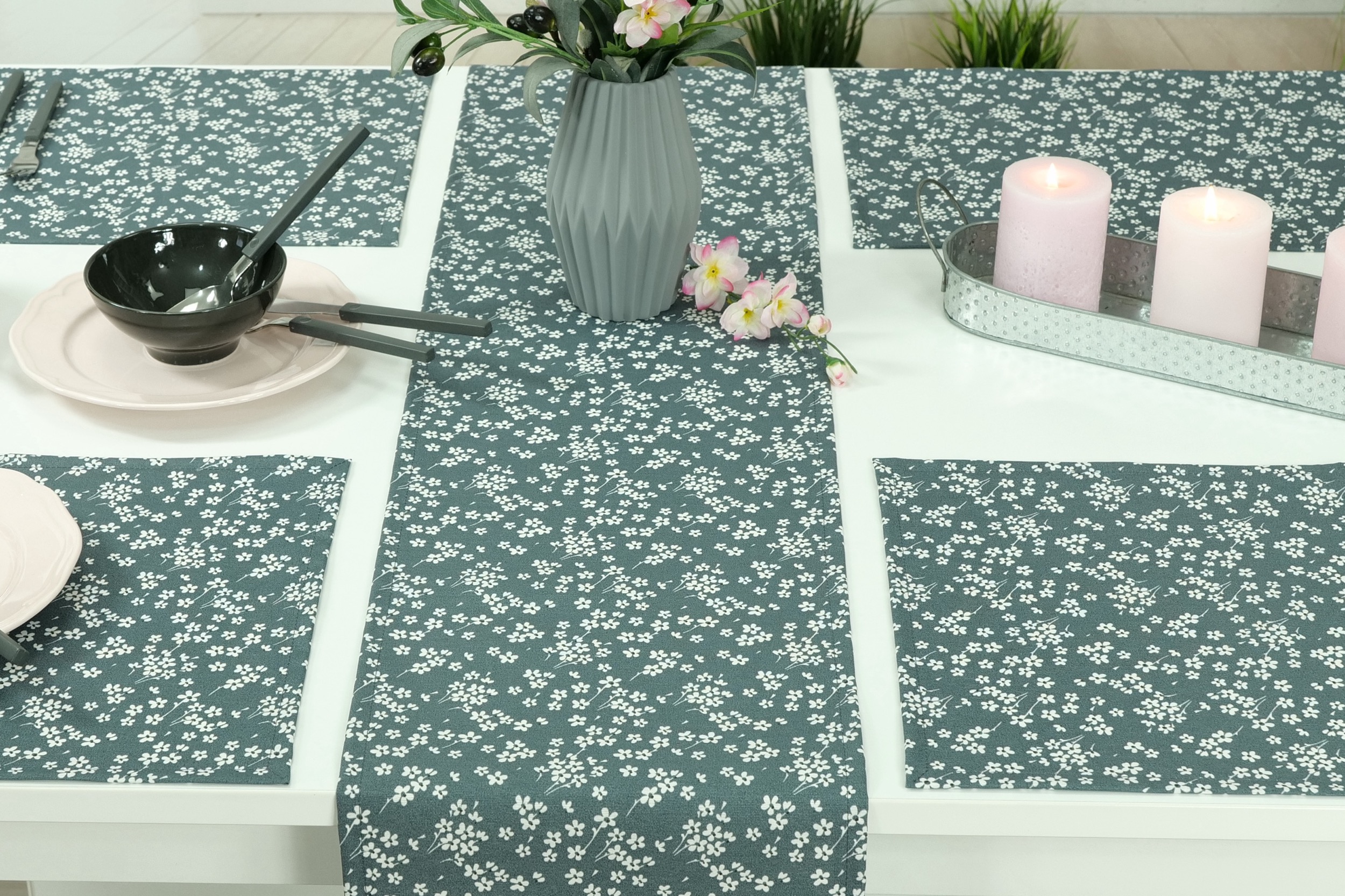 Abwaschbare Tischläufer Graublau Muster Mille Fleur Breite 40 cm