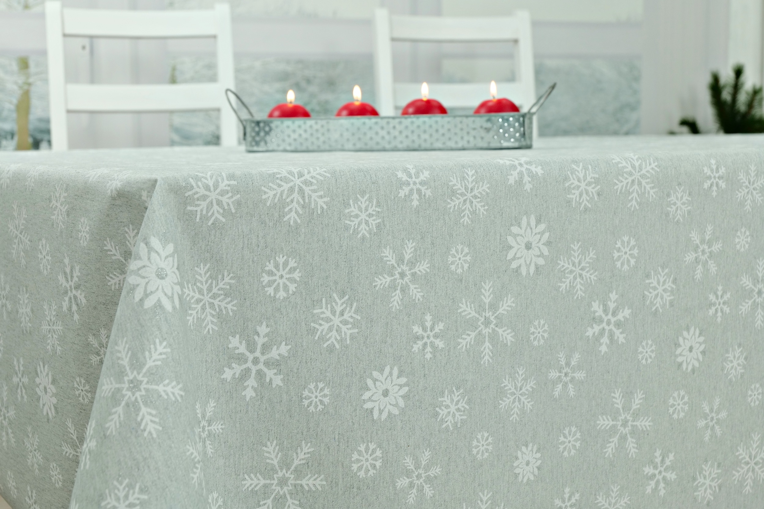 Abwaschbare Tischdecke Weihnachten Hellgrau Muster Schneeflocken Breite 138 cm