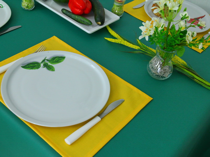 Abwaschbare Tischdecke Gelb uni Lona Breite 138 cm